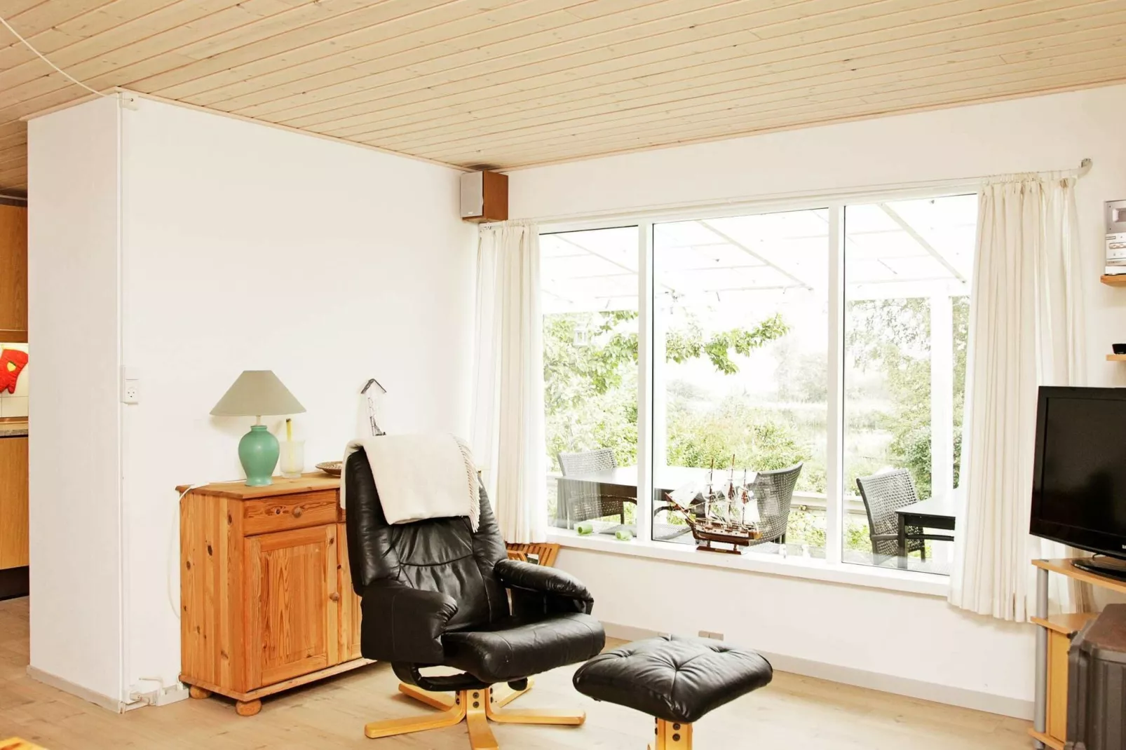 4 person holiday home in Mesinge-By Traum-Indoor