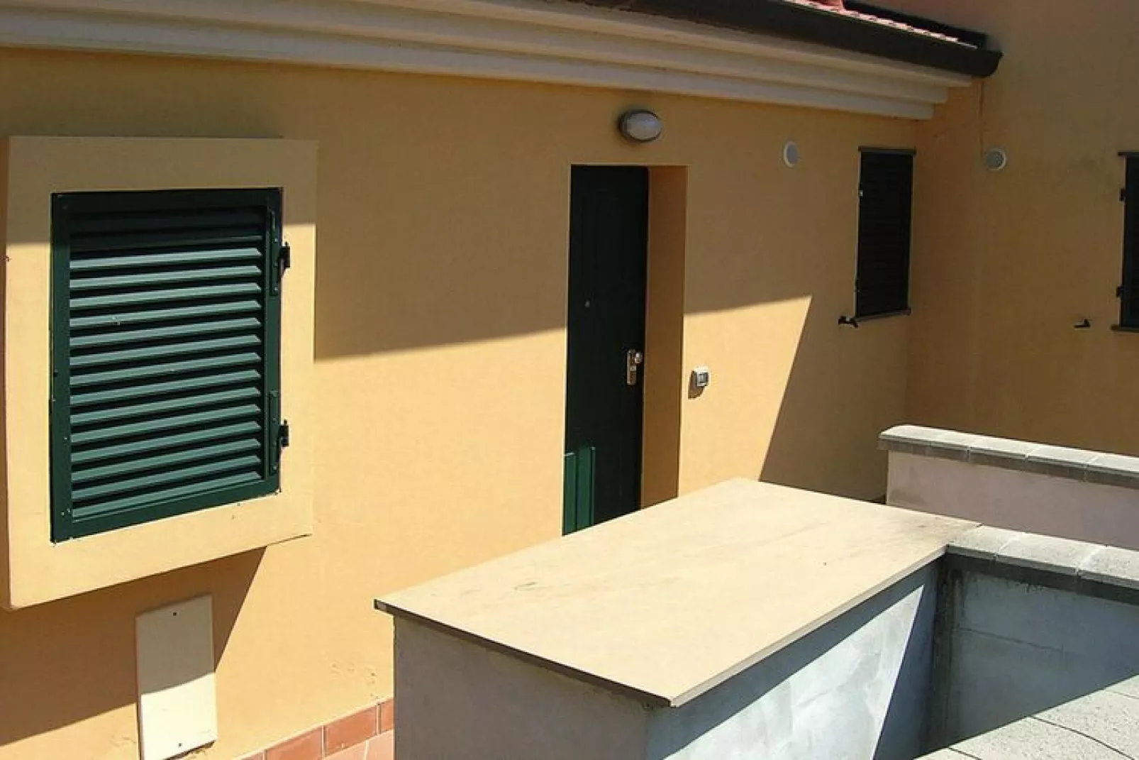 Residence Villa Beuca Cogoleto - B3 bei Belegung mit 1-3 Pers-Außenbereich Sommer