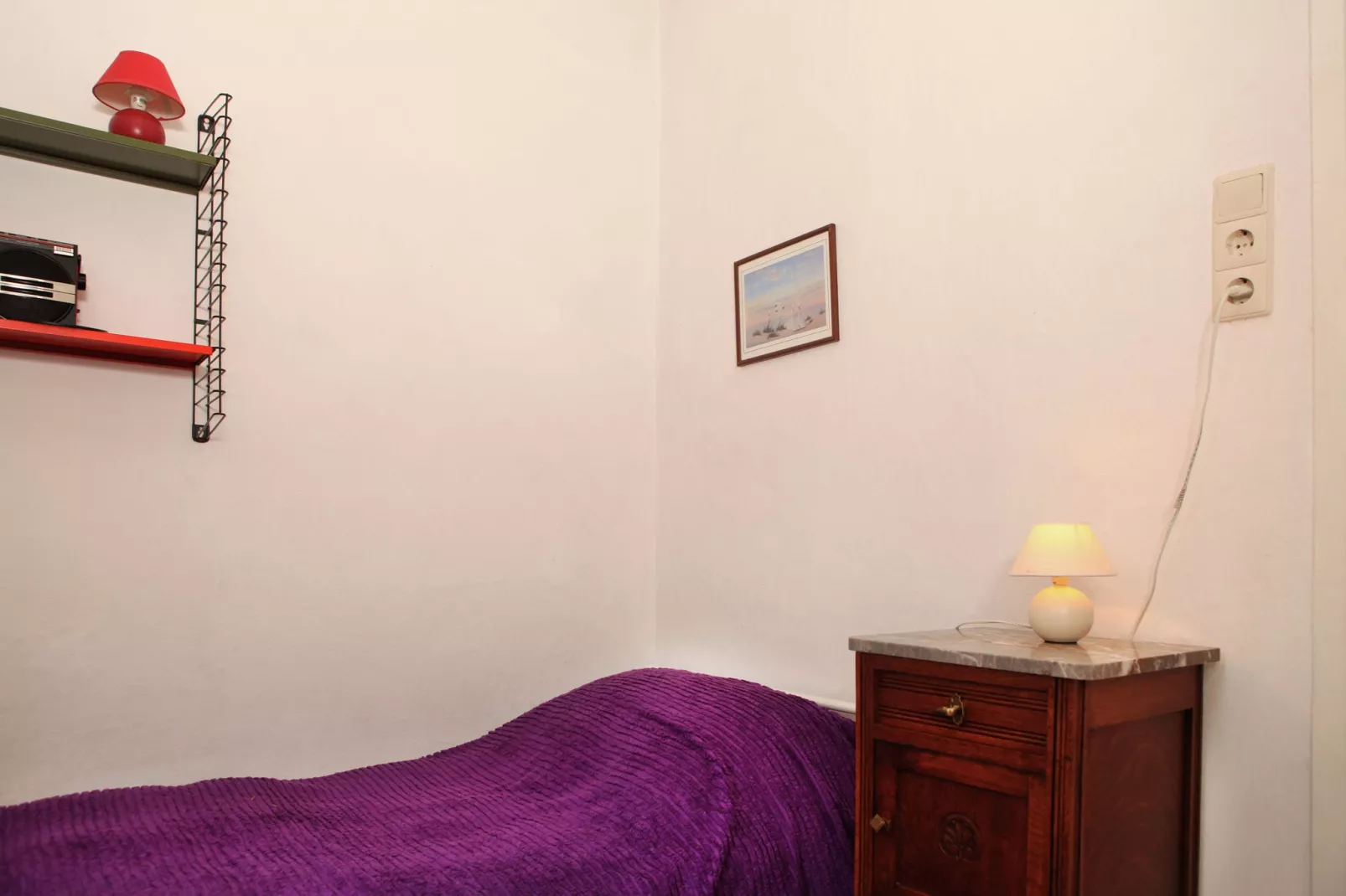 Honthem-Bedroom