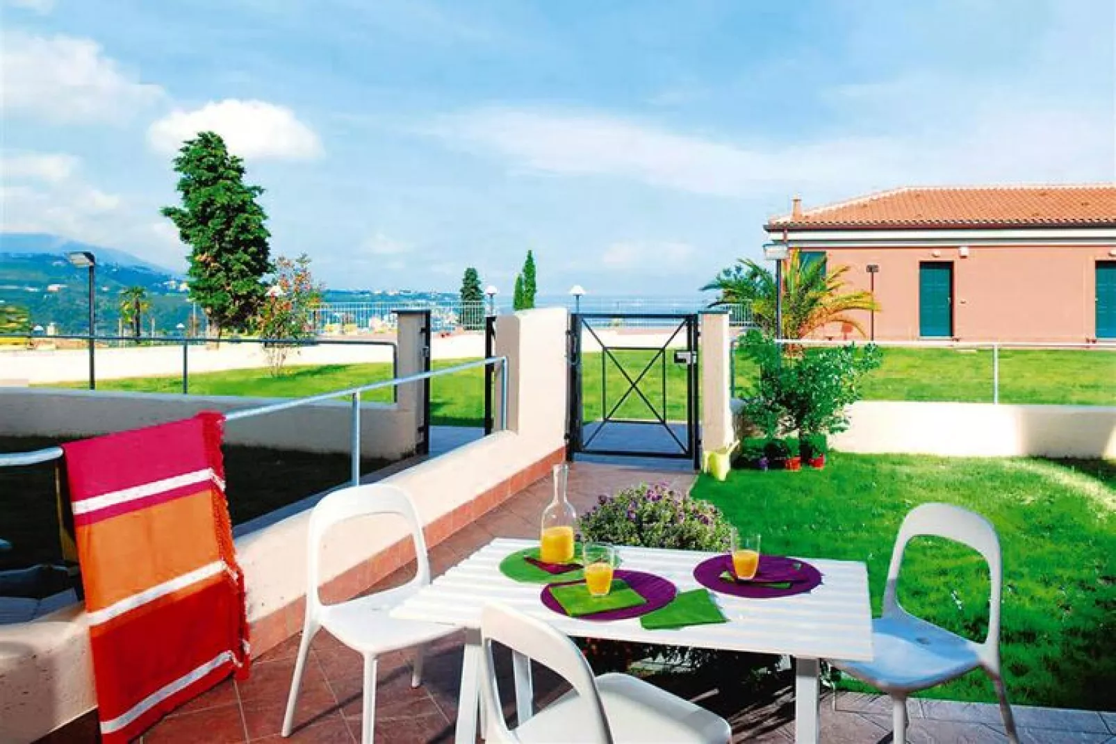 Residence Villa Beuca Cogoleto - B3 bei Belegung mit 1-3 Pers-Aussicht Sommer