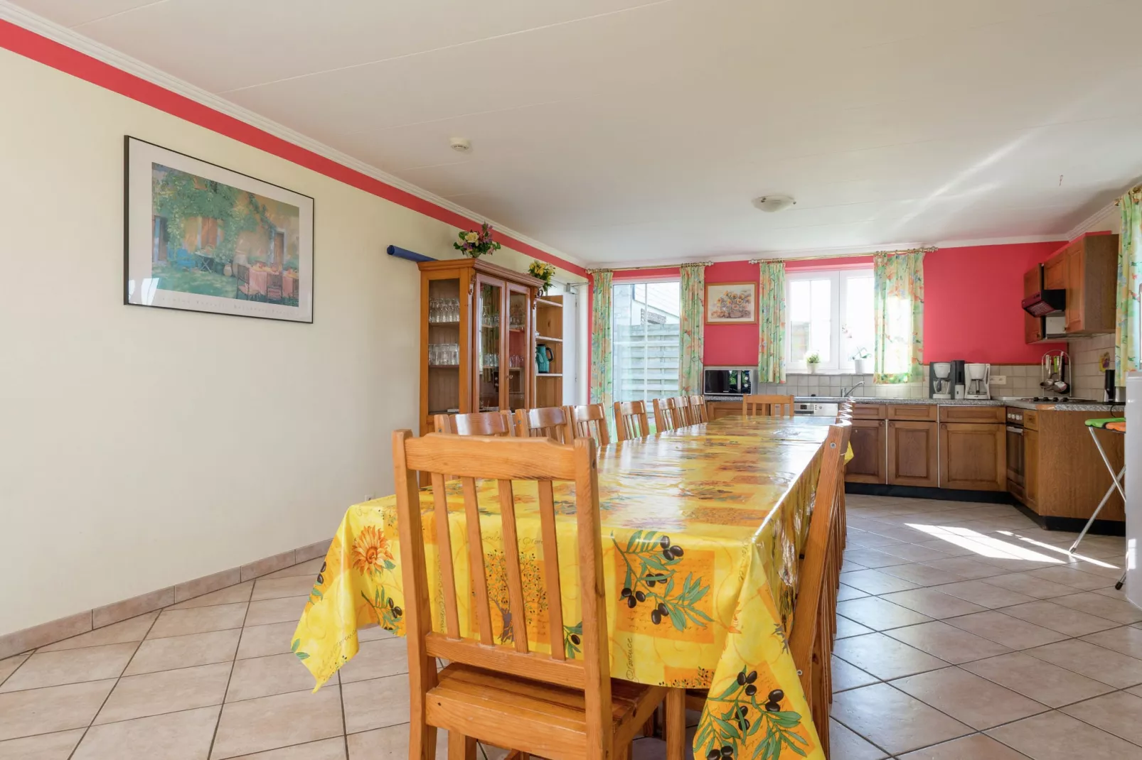 Evasion-Dining room