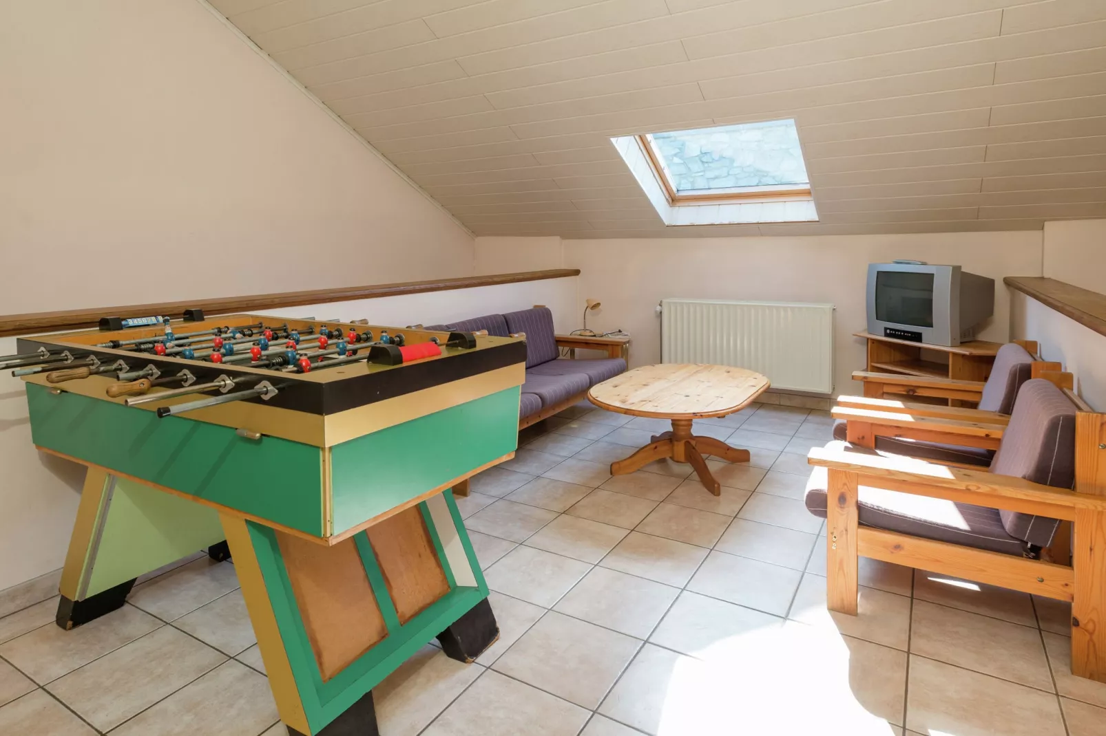 Evasion-Recreation room