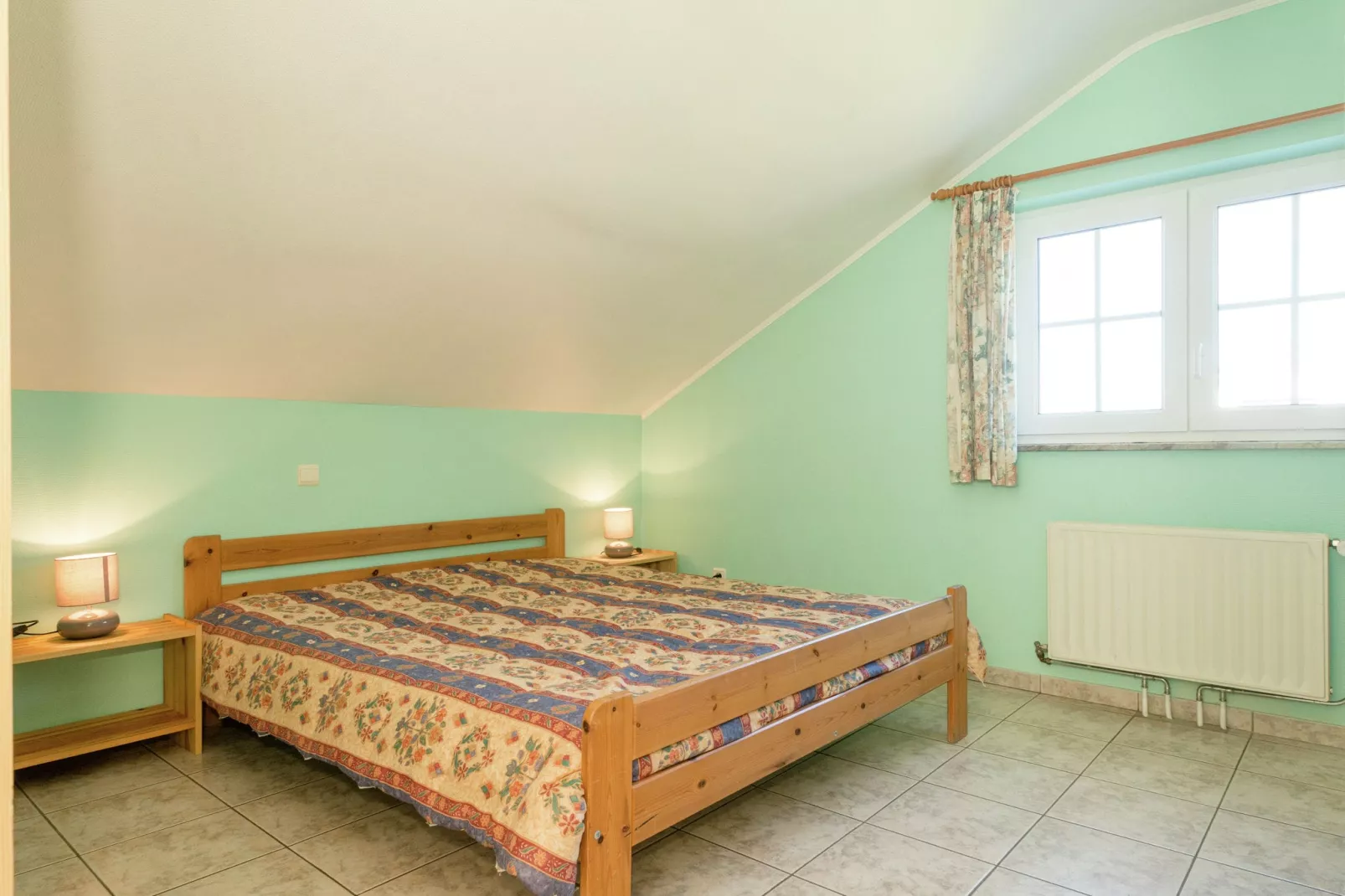 Evasion-Bedroom