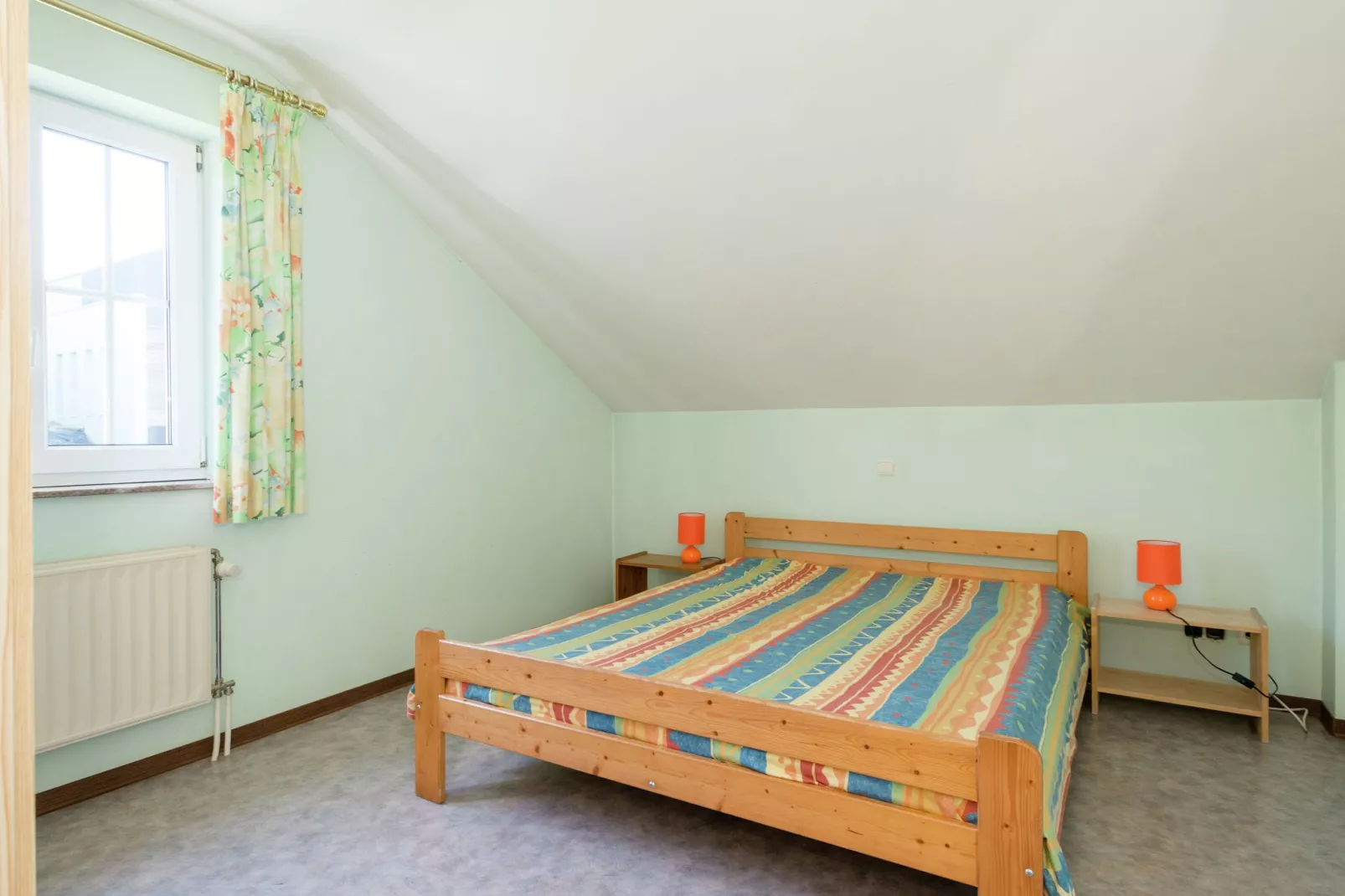 Evasion-Bedroom