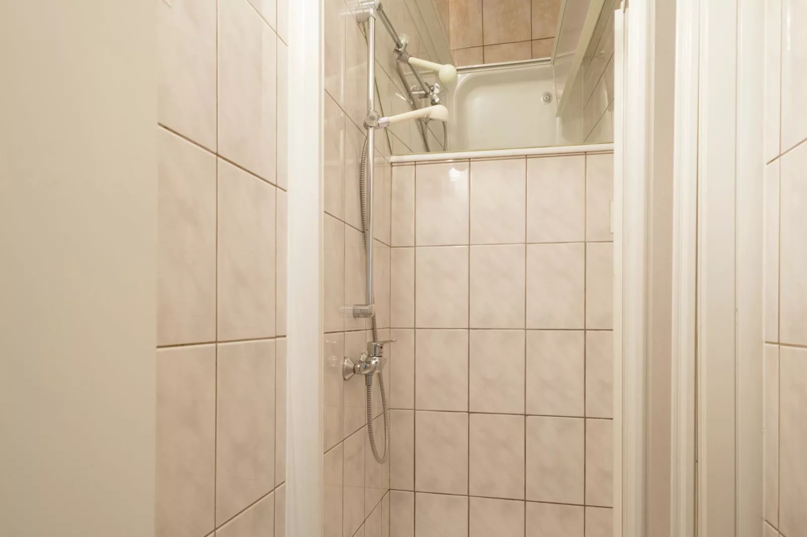 Evasion-Bathroom