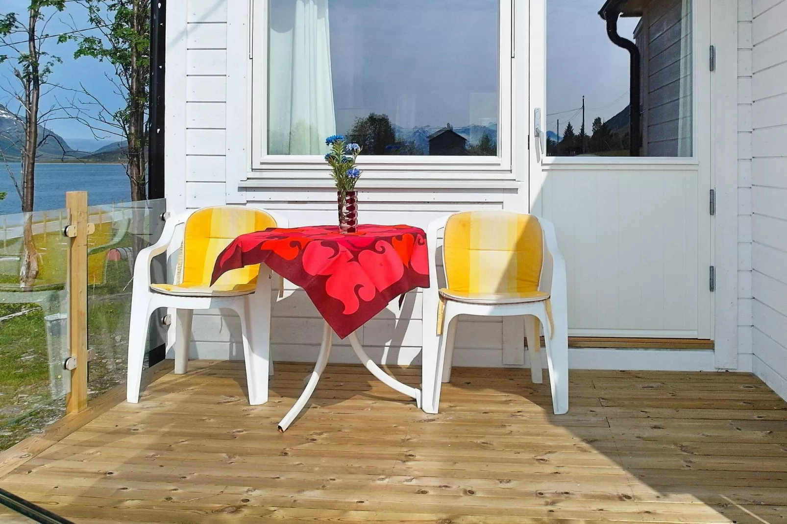 8 person holiday home in Arnøyhamn