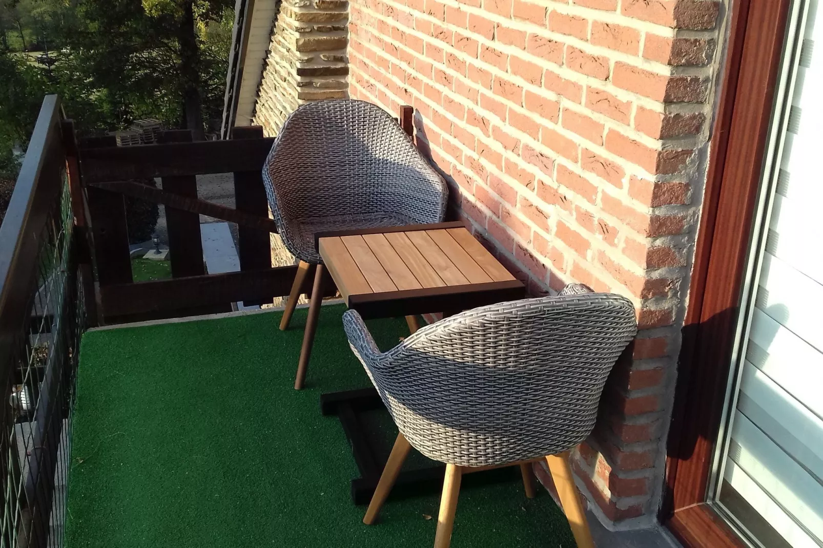 Al grote-Terrassenbalkon