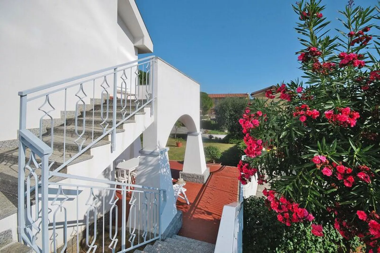 Residence Annina Ceriale - Two-Room Apt 4 Pax B4-Terrace