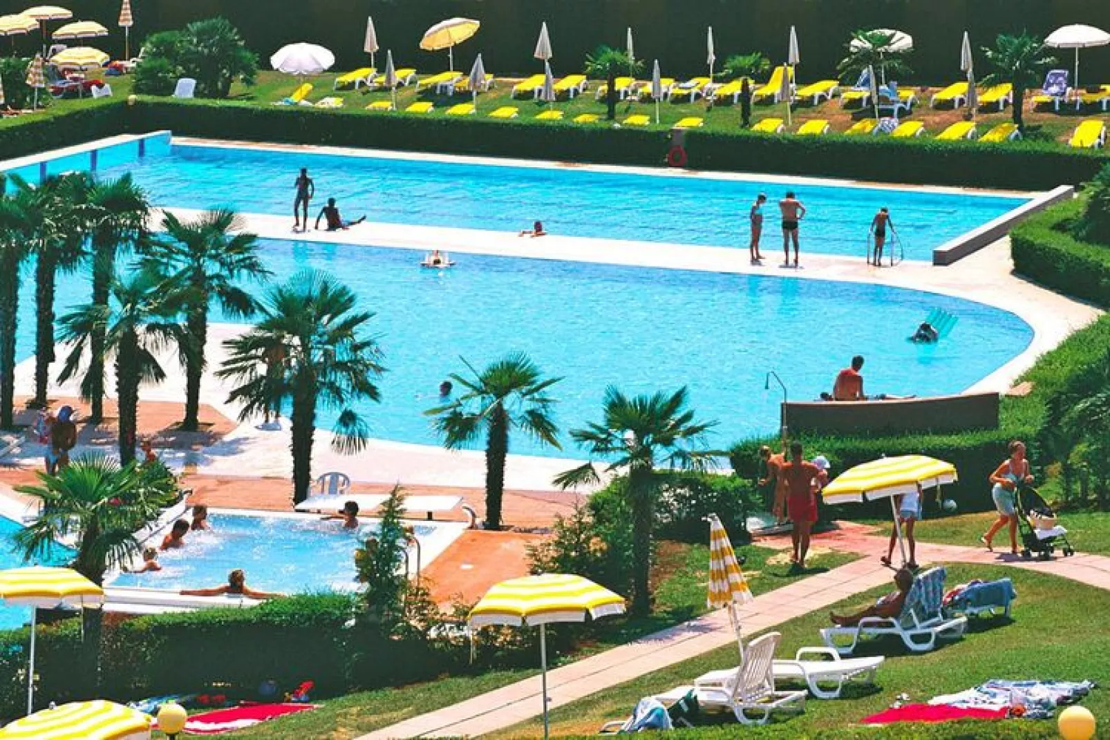 Residence Loano 2 Loano  - B4B-Pool