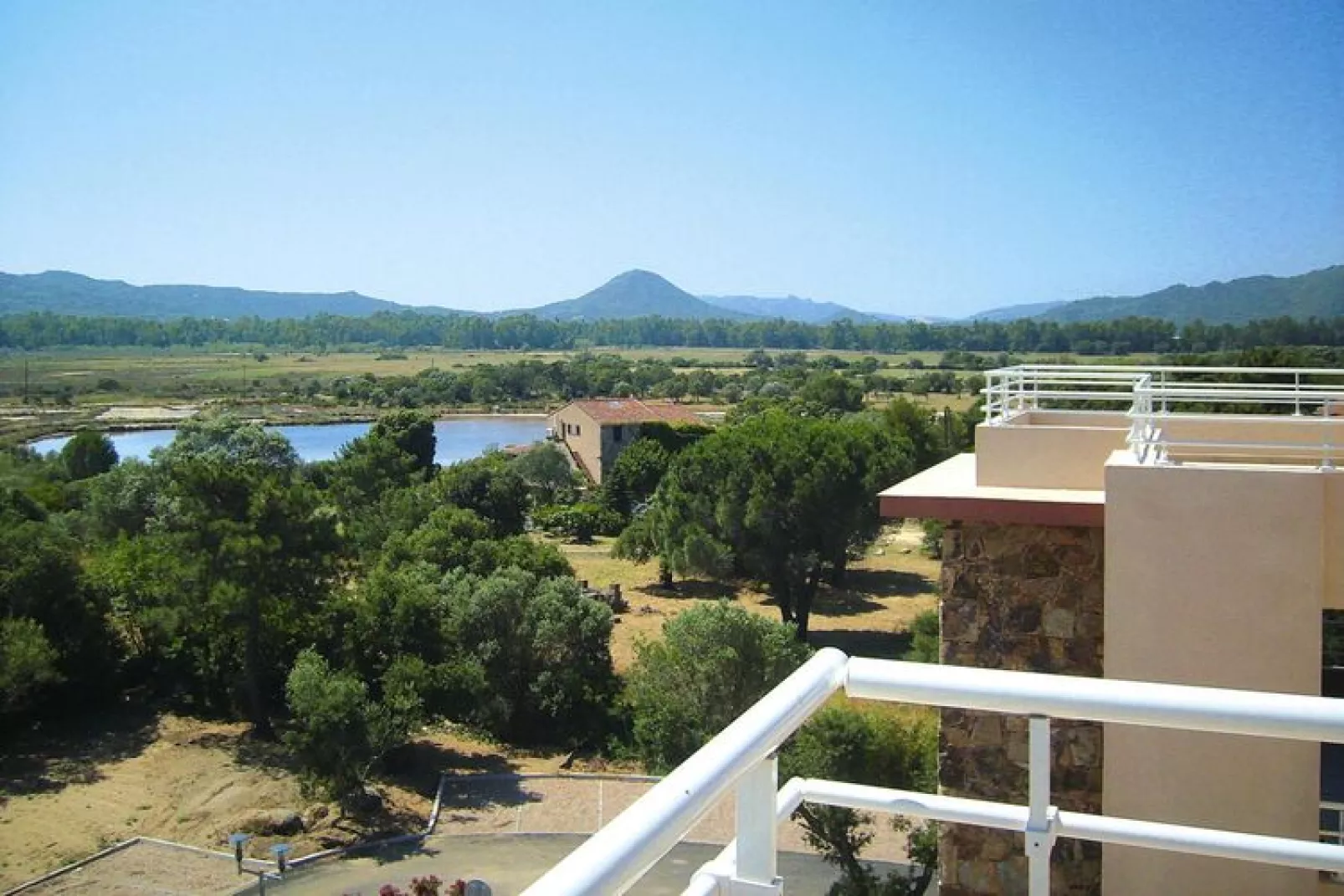 Residence Salina Bay Porto-Vecchio // F2 - 2-4 pers côté piscine-Terrasse