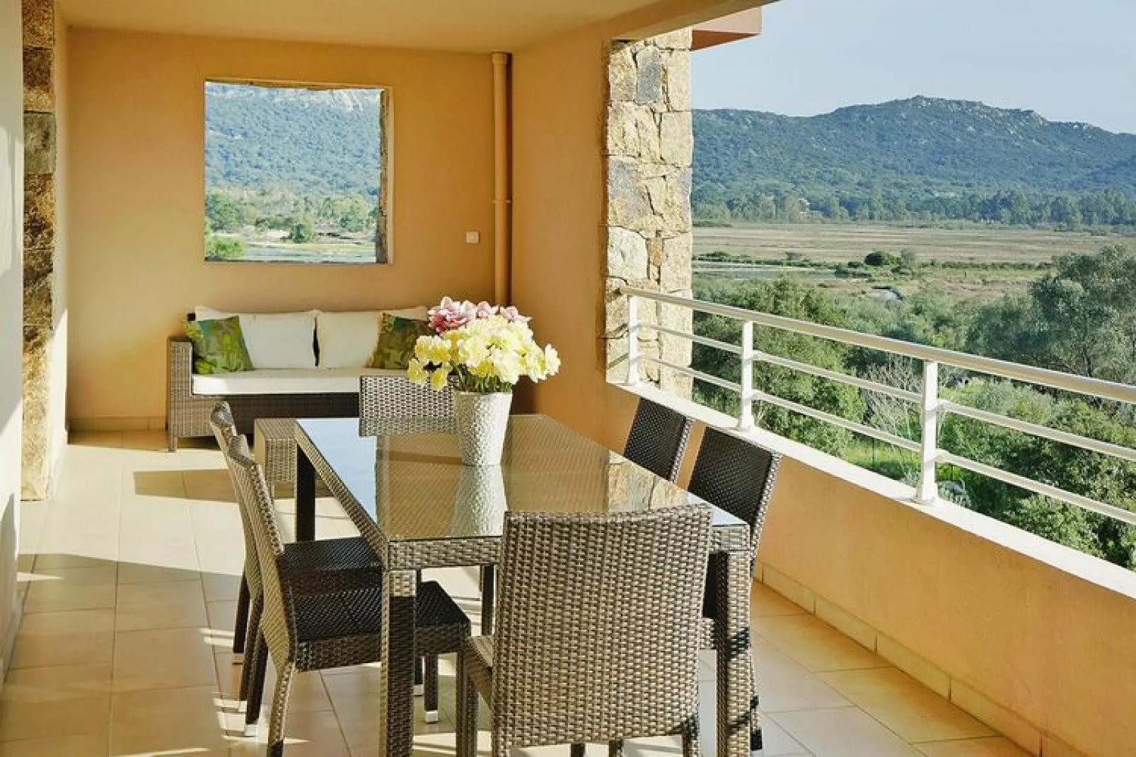Residence Salina Bay Porto-Vecchio // F2 - 2-4 pers côté piscine-Terrasse