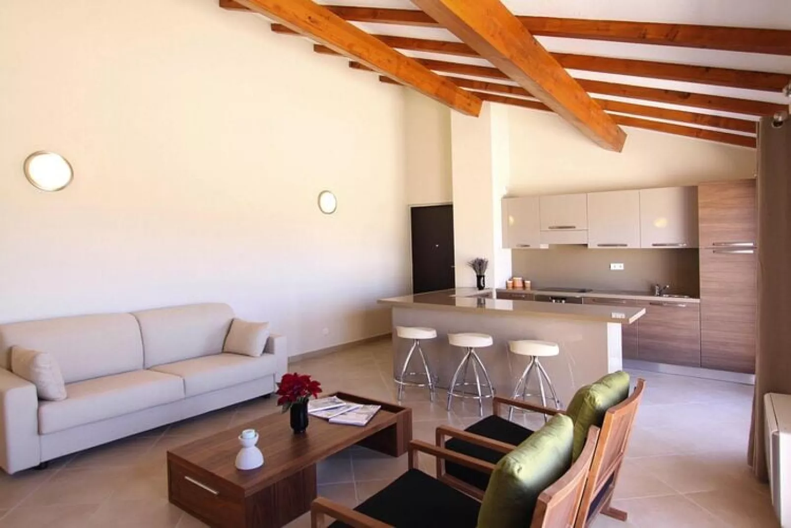 Residence Salina Bay Porto-Vecchio // F2 - 2-4 pers côté piscine-Wohnzimmer
