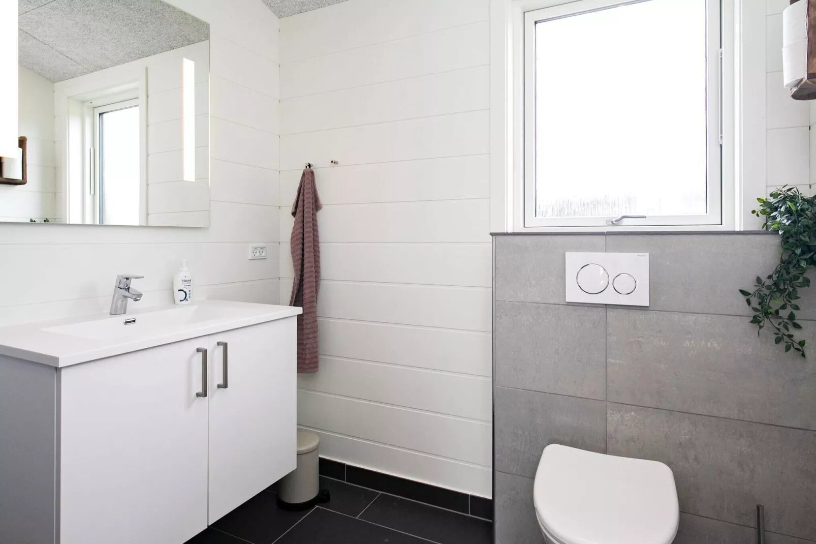 8 person holiday home in Faaborg-Indoor
