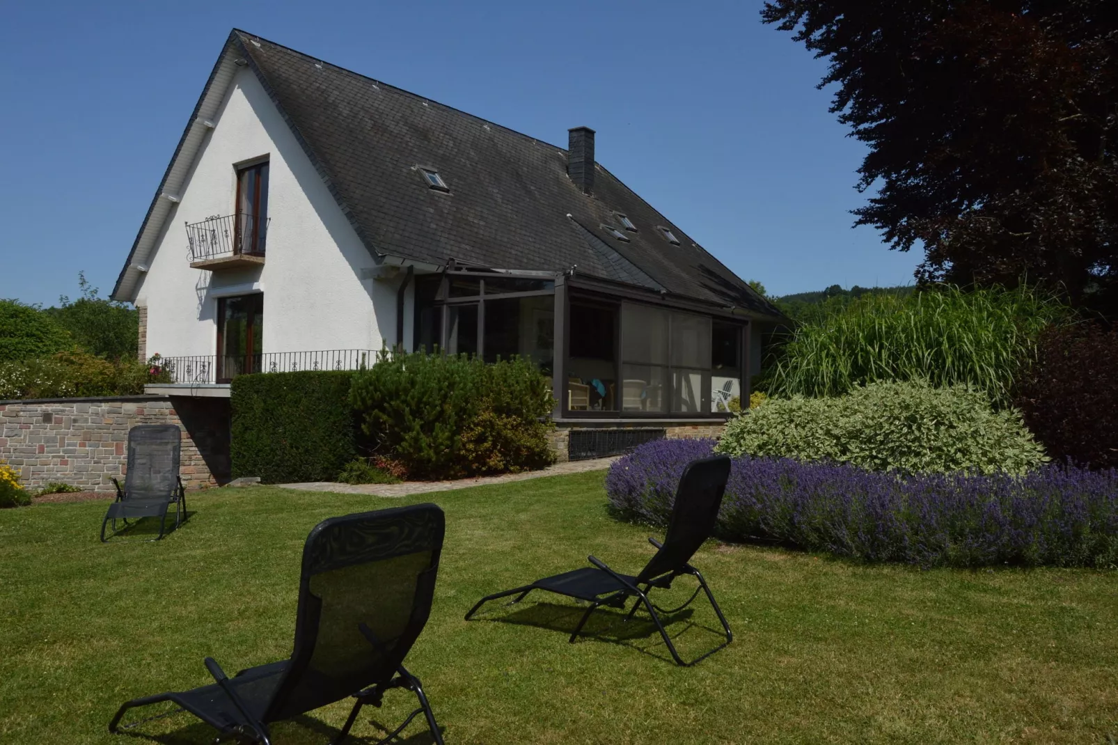 Le jardin de Marjolaine-Exterior summer