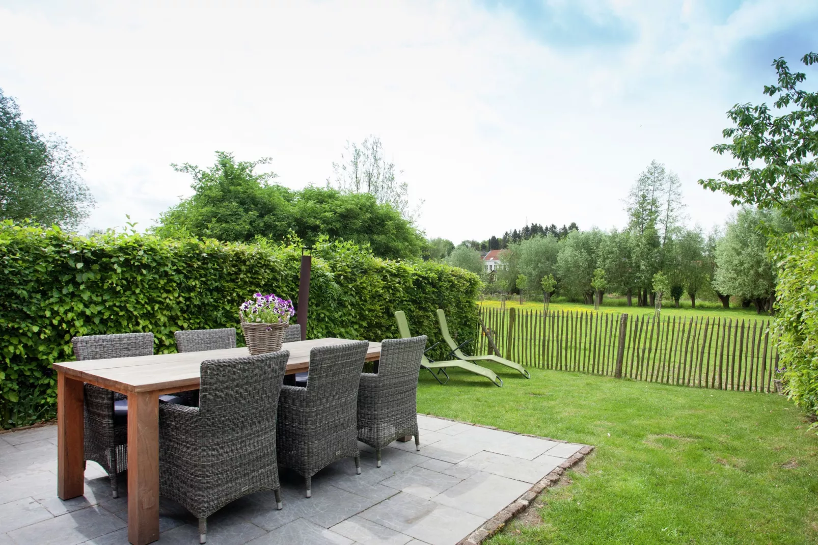 Hoeve A Gen Water - Botterblumke-View summer