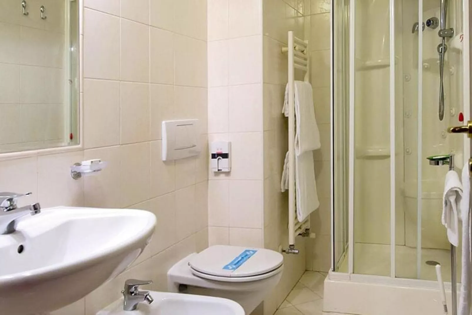 Residence dei Fiori, Baveno-bilo 2-Bathroom
