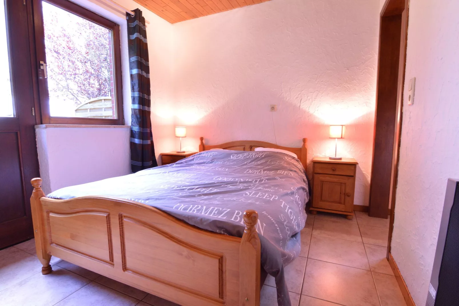 La Canadienne-Bedroom