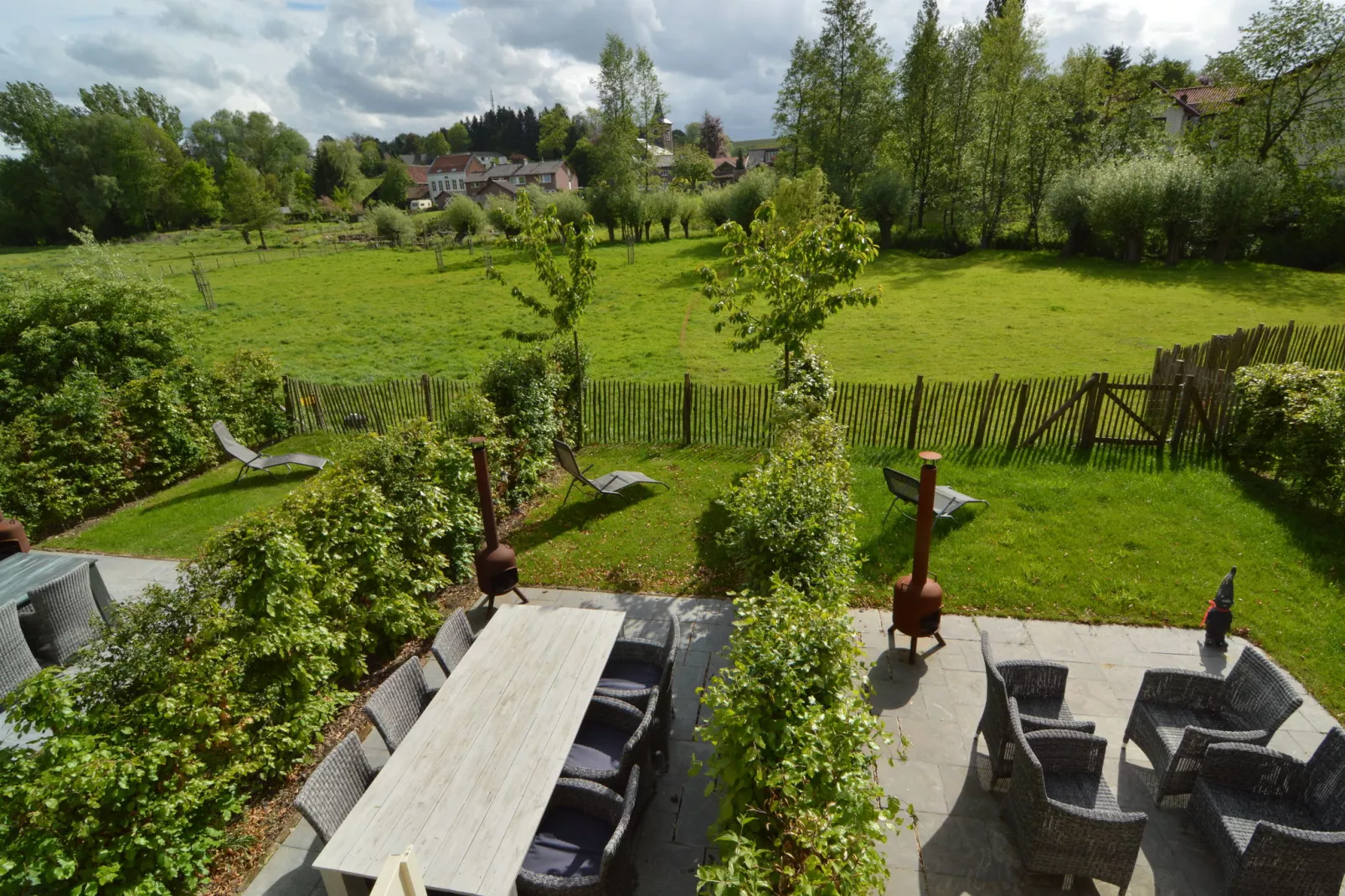 Hoeve A Gen Water - Hummesknupke-Gardens summer