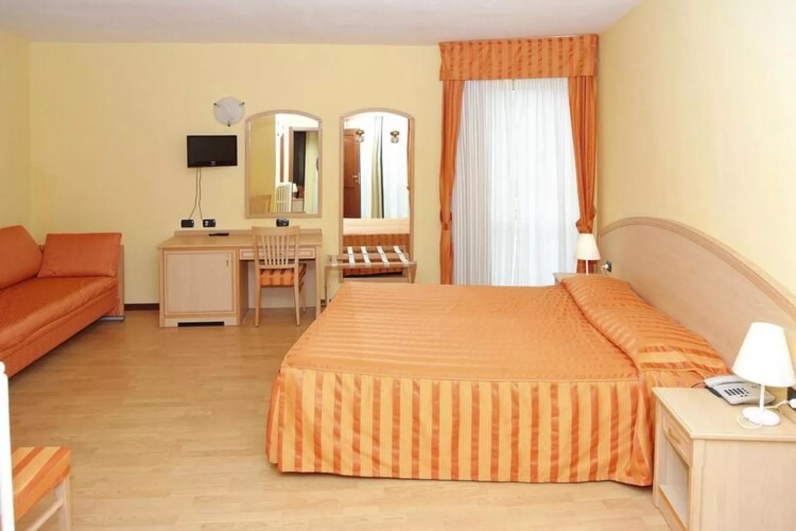 Residence dei Fiori, Baveno-trilo 6-Bedroom