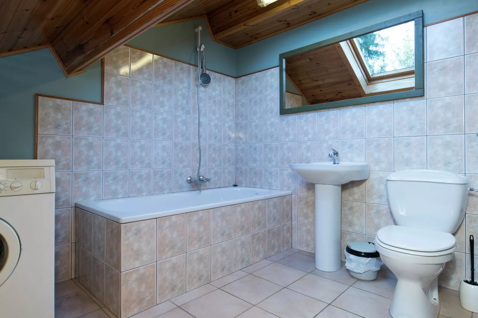 La Canadienne-Bathroom