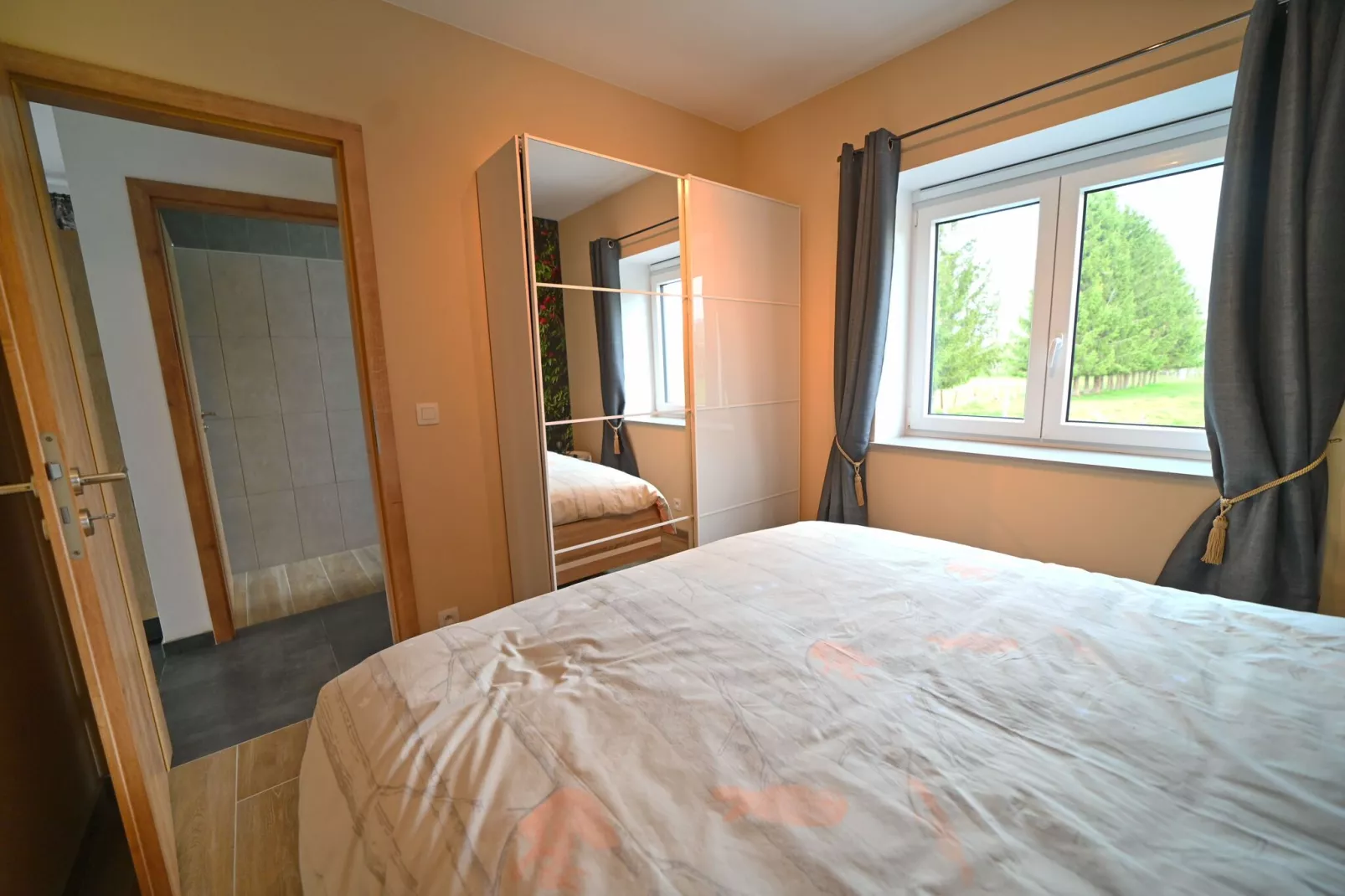 PETITE MAISON DANS LA PRAIRIE-Bedroom