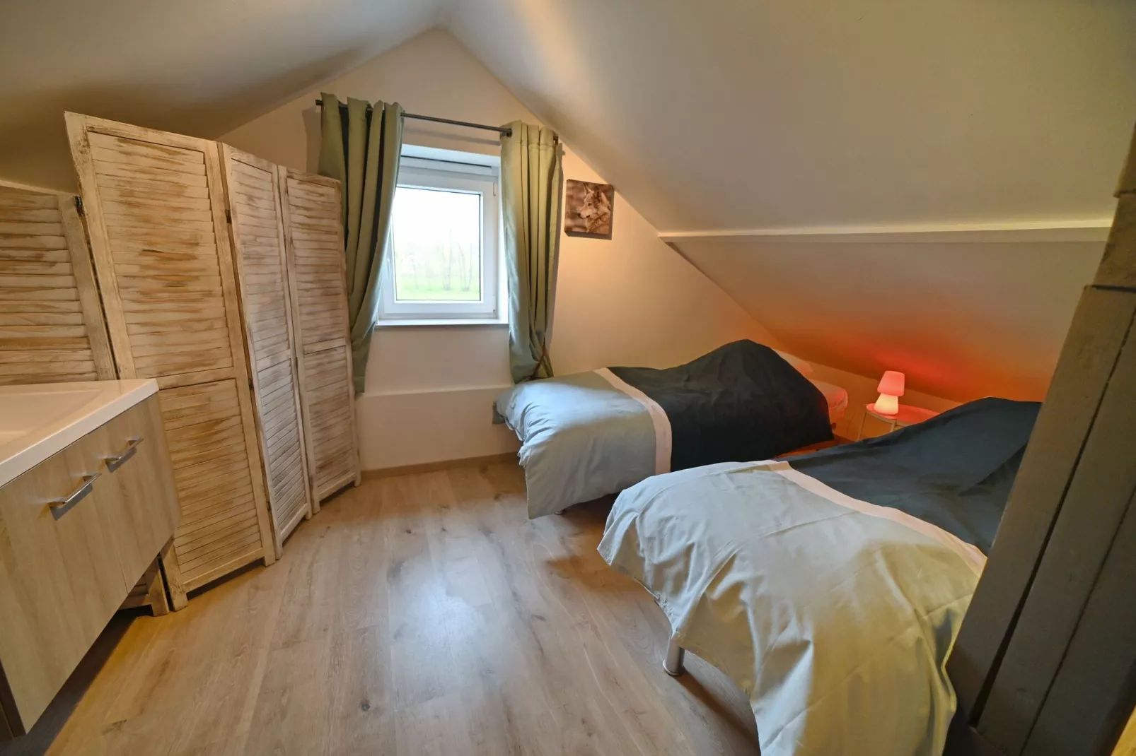 PETITE MAISON DANS LA PRAIRIE-Bedroom