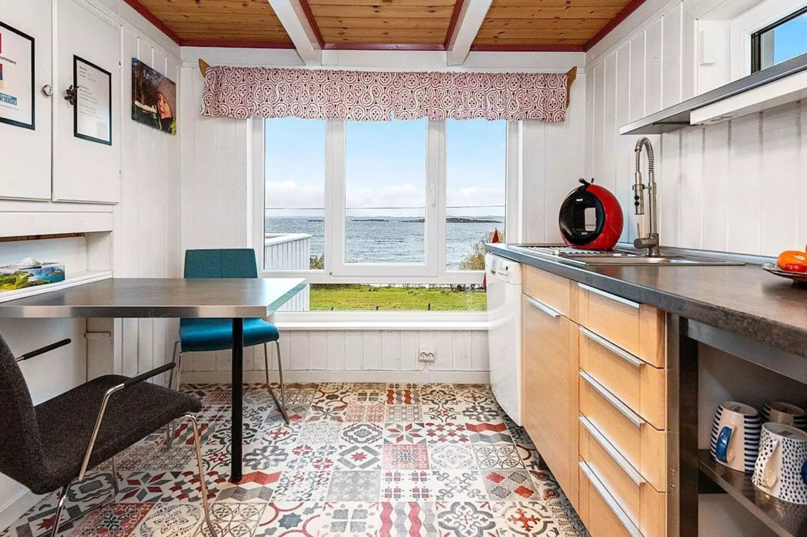 6 person holiday home in MIDSUND-By Traum-Indoor
