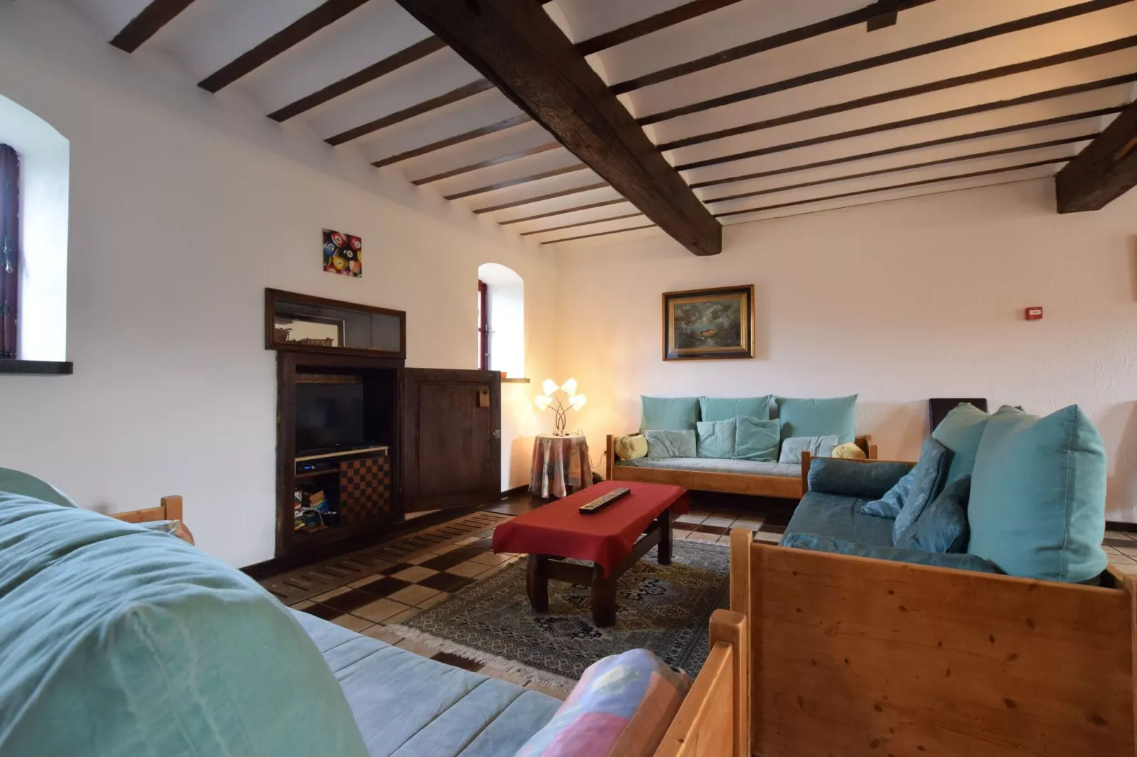 La petite ferme du noyer-Freizeitraum