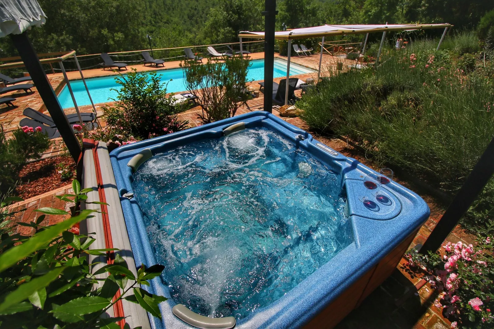 Ottodenari-Facilities