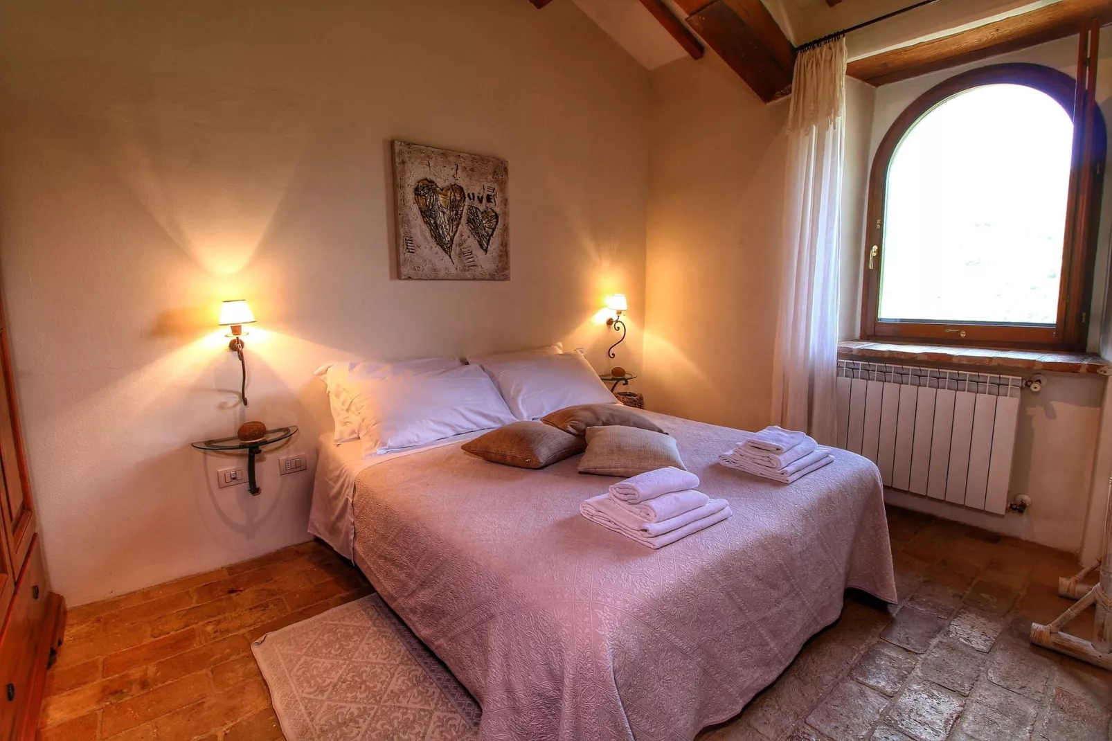 Regina-Bedroom