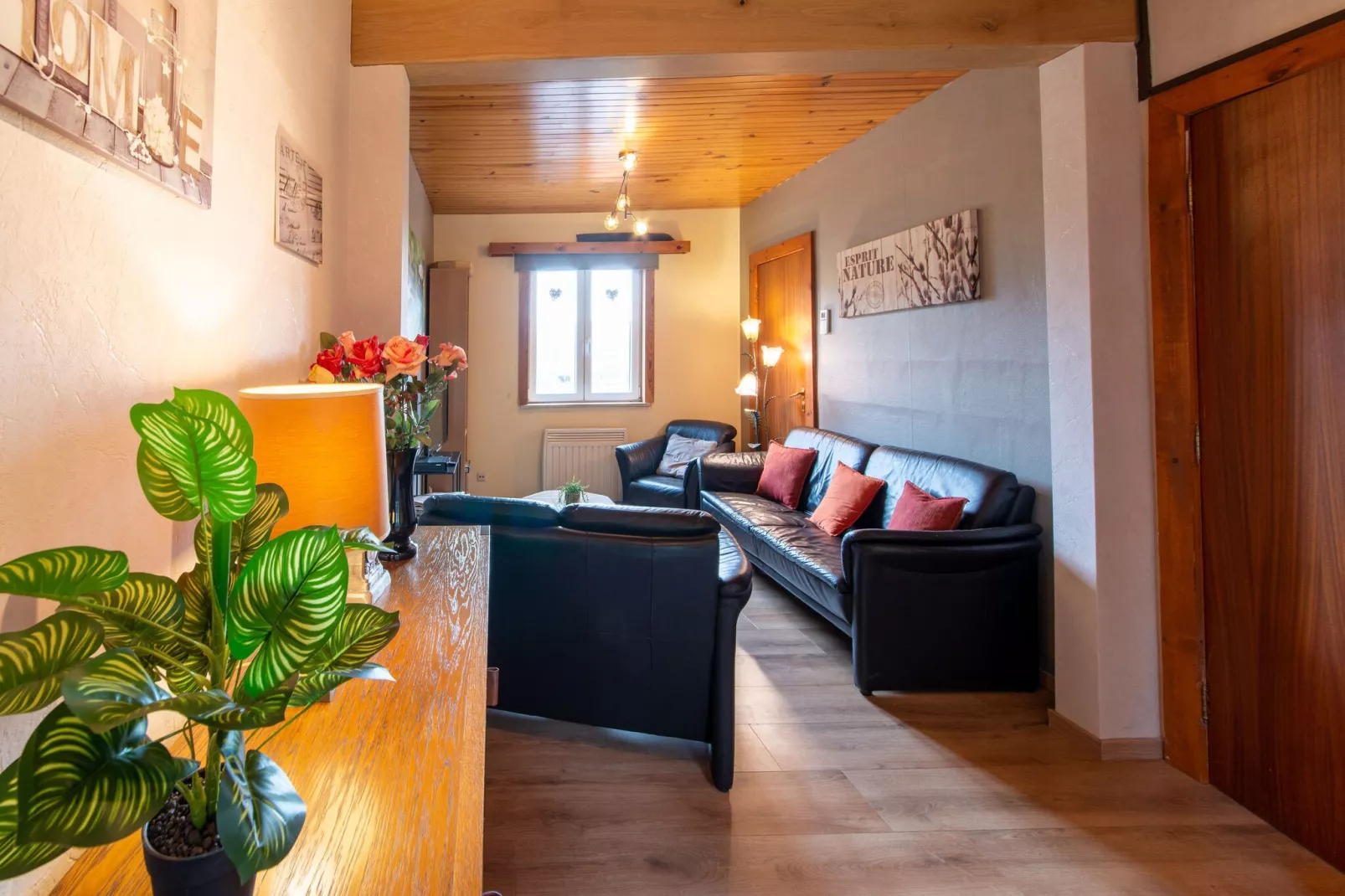 Estinette-Living room