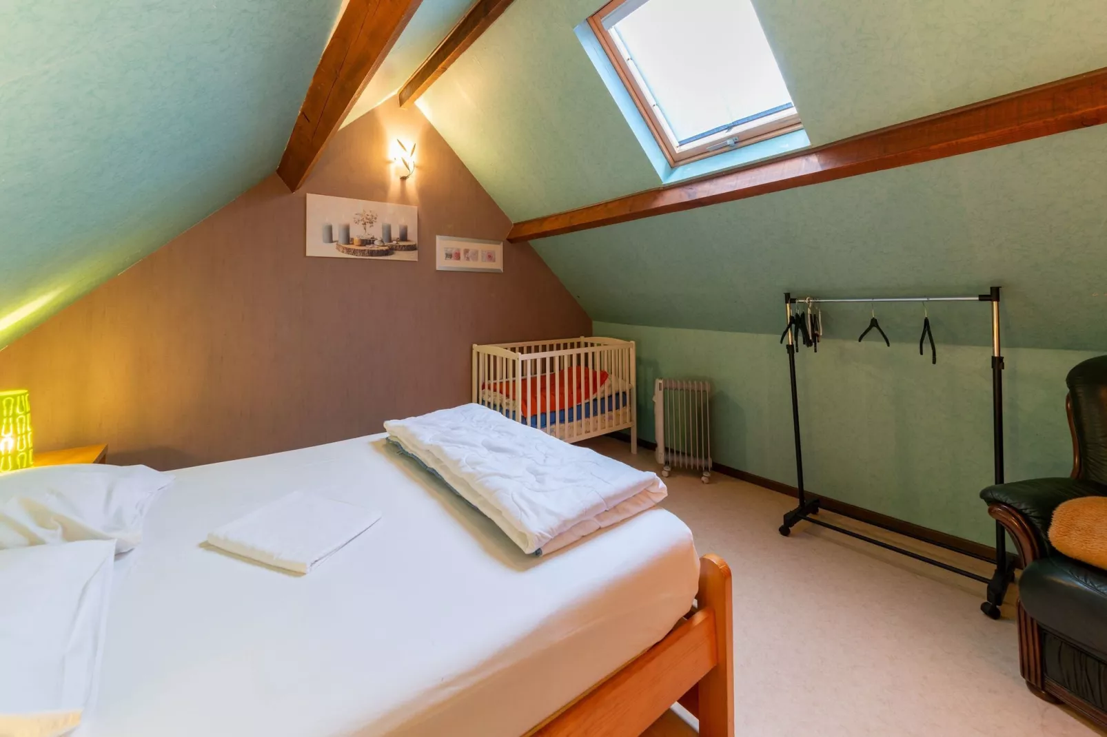 Estinette-Bedroom
