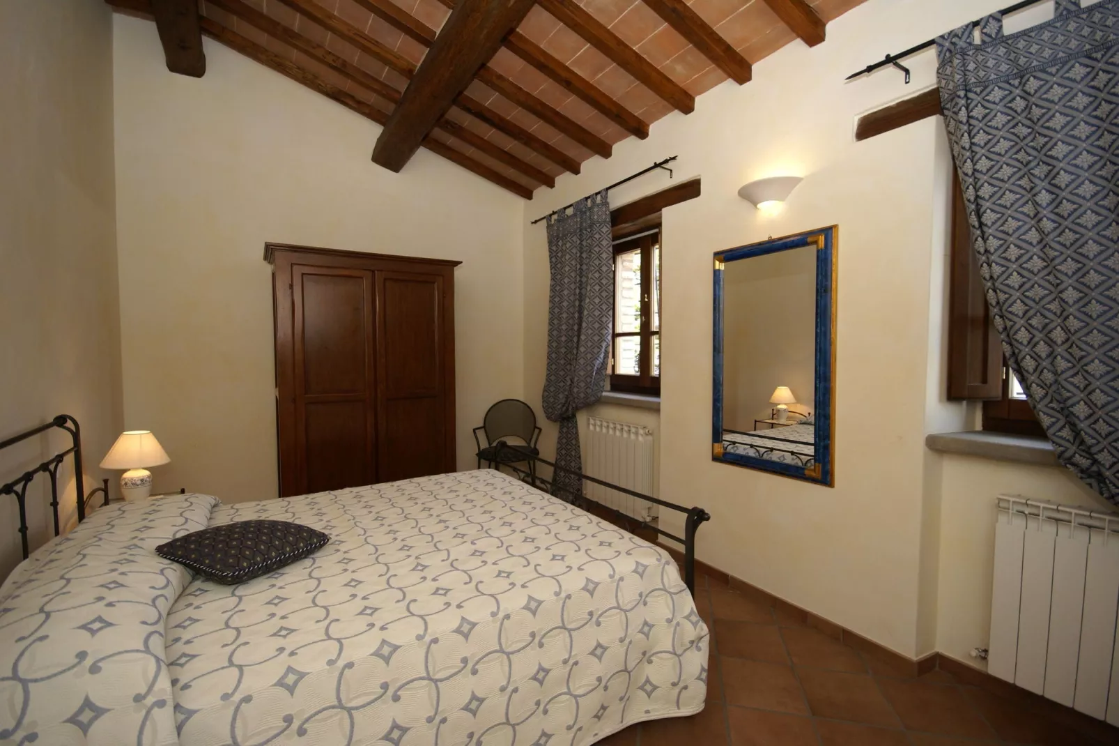 Villa Monte Acuto-Bedroom