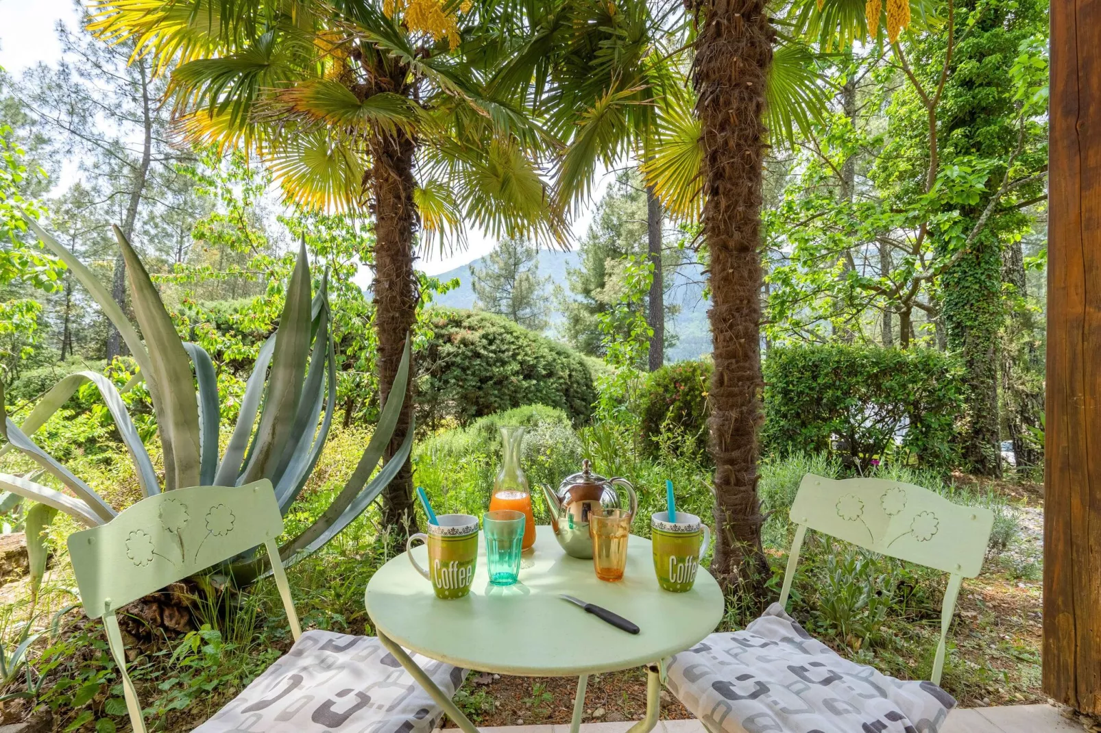 Les Lavandes-Terrasse / balcon