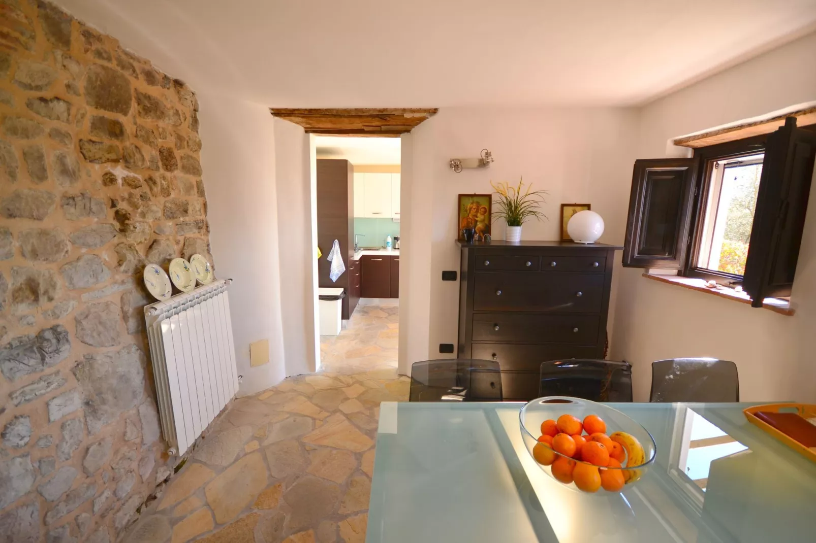 Brama Sole-Dining room