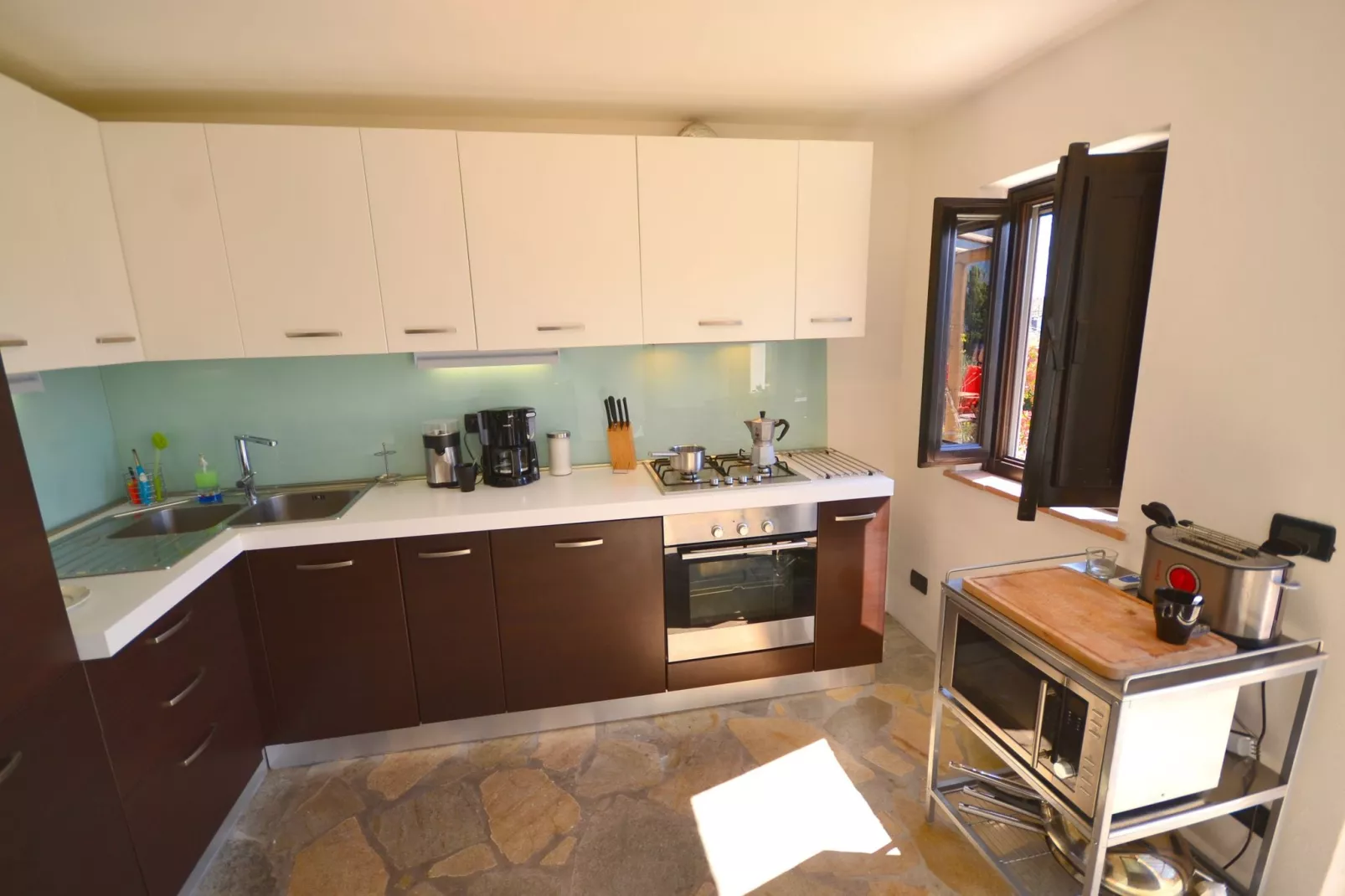 Brama Sole-Kitchen