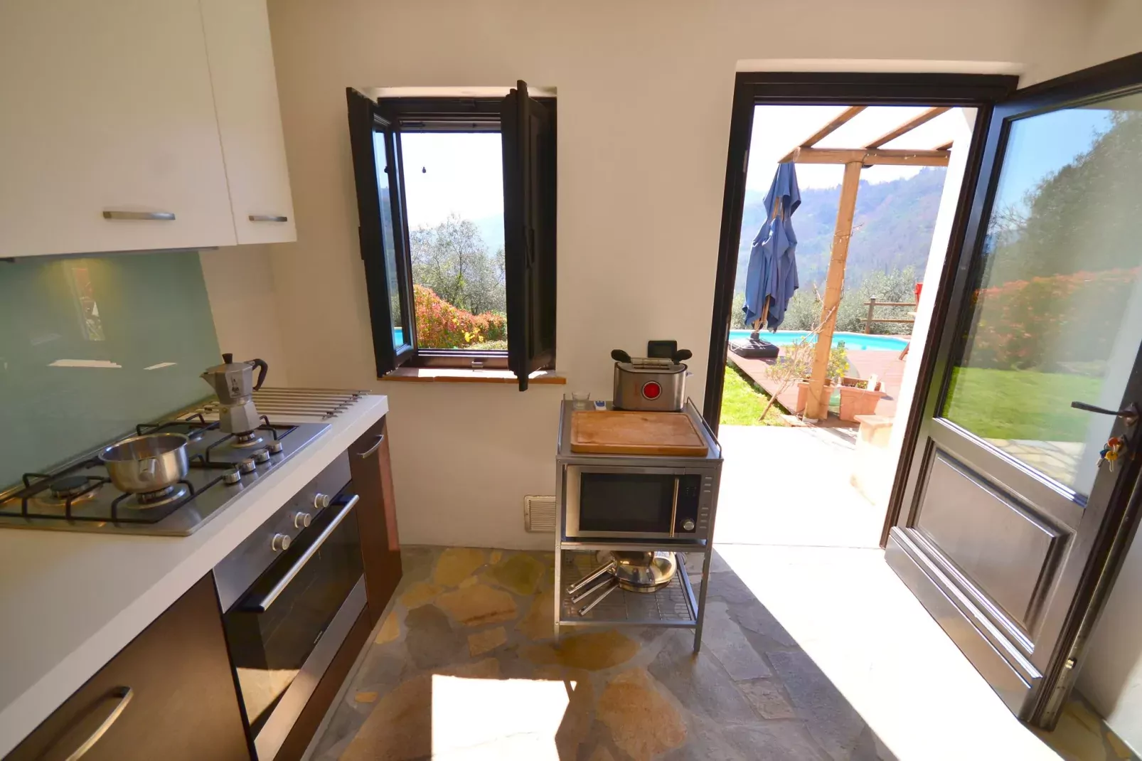 Brama Sole-Kitchen