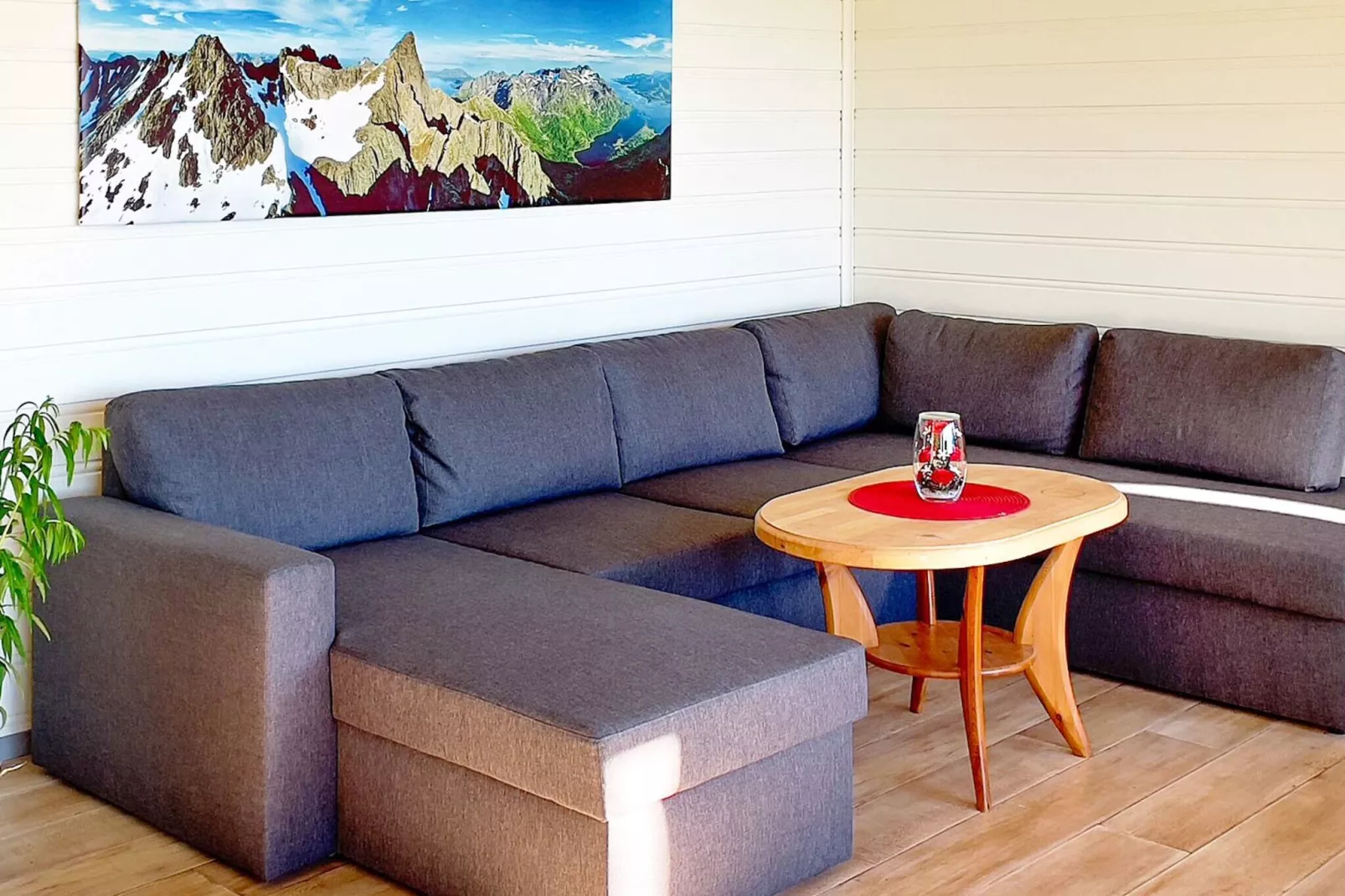 6 person holiday home in LAUPSTAD-By Traum-Indoor