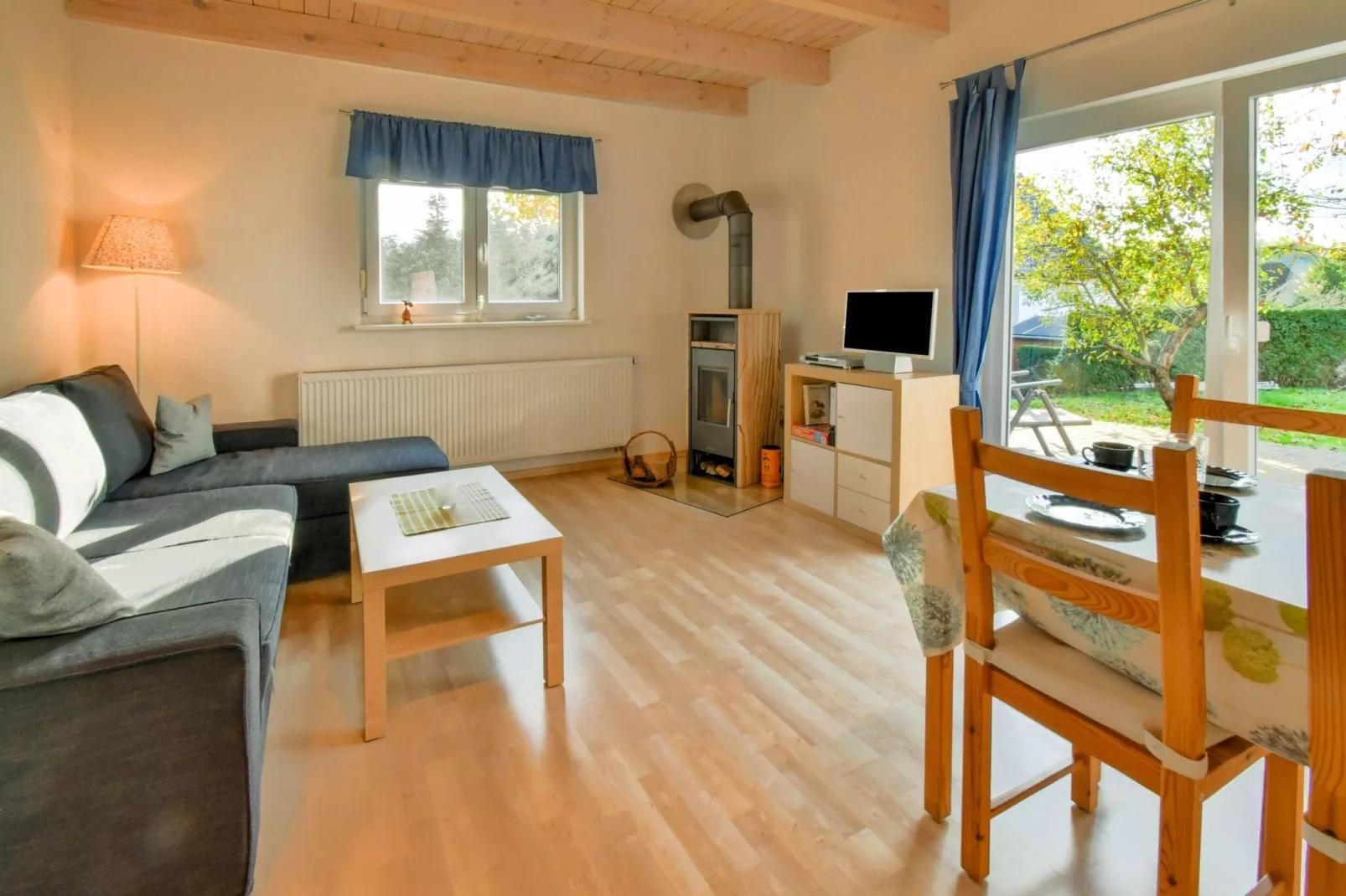 Inselurlaub im Häuschen Thor-Living room