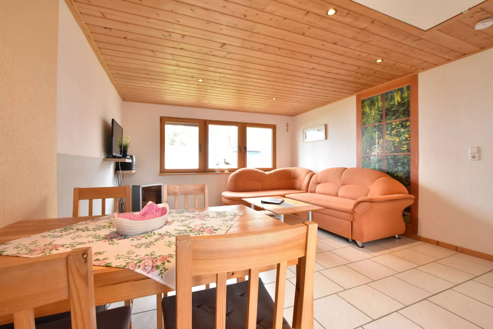 Salzhaff-Finka Pepelow Campingplatz für Surfer-Esszimmer