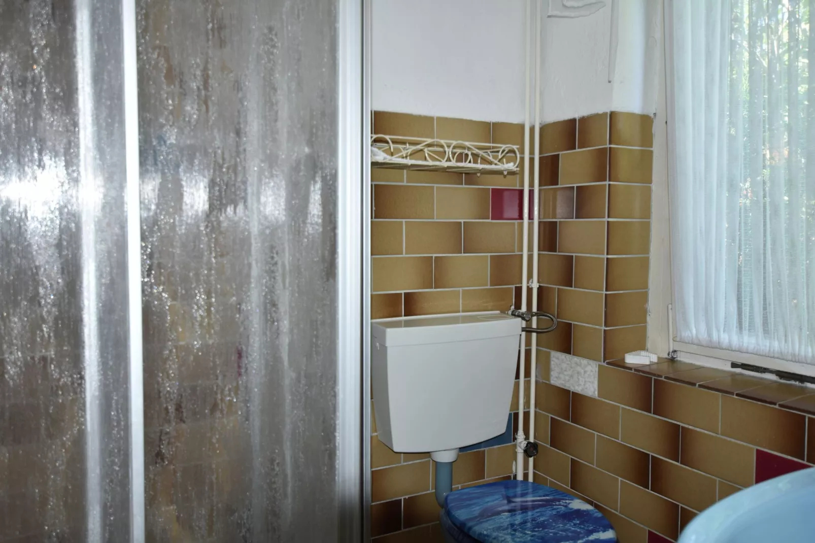 Kühlungsborn-Bathroom
