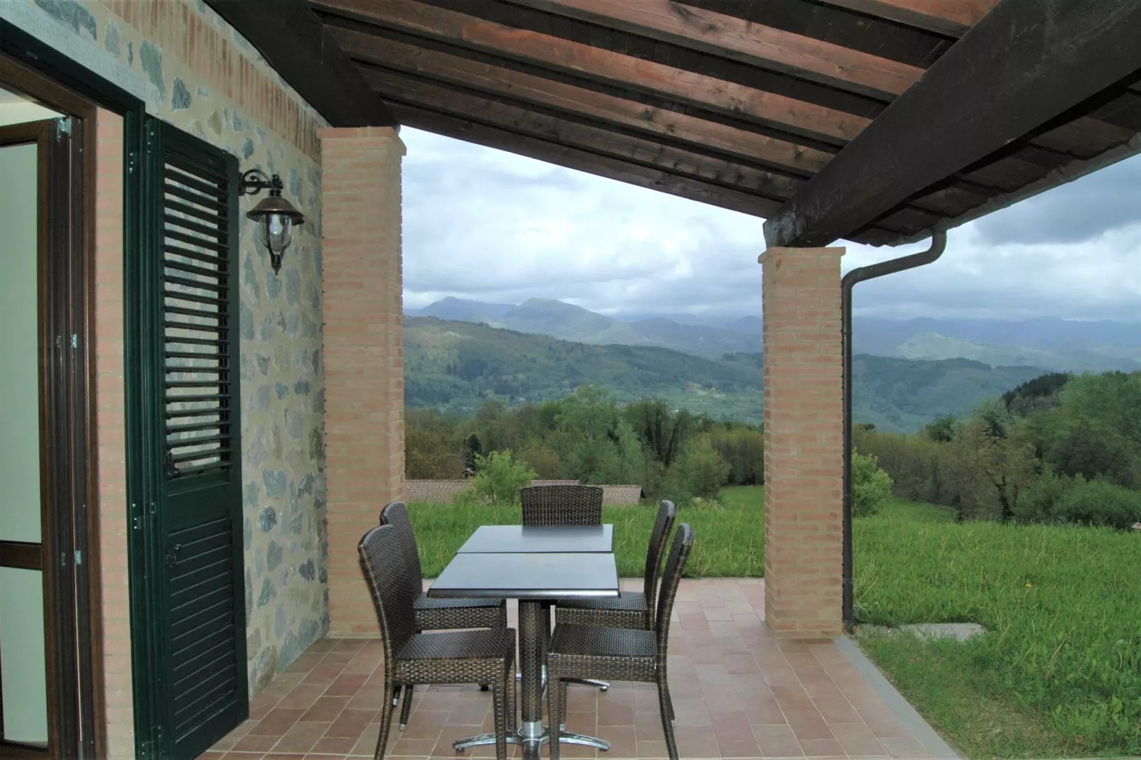 Gusta Garfagnana - Terrace balcony