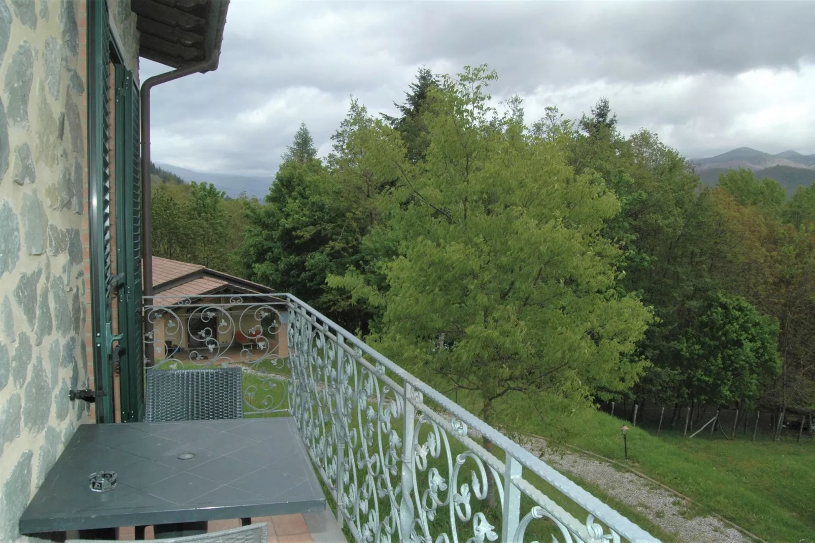 Gusta Garfagnana - Terrace balcony