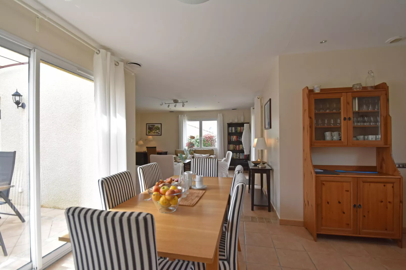 Villa Le Merlot-Esszimmer