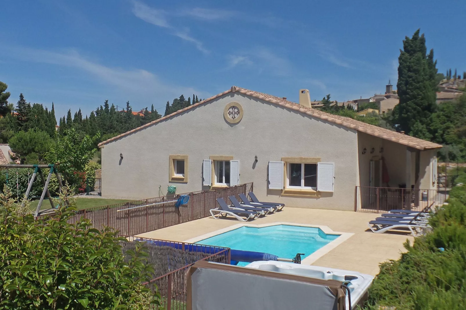 Villa Le Carignan-Exterior summer