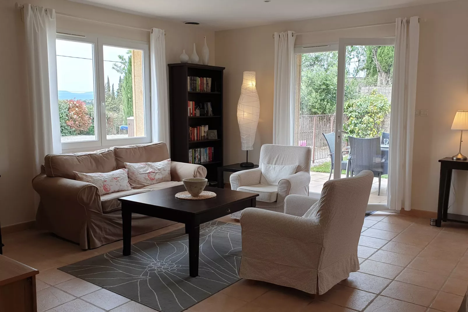 Villa Le Carignan-Living room
