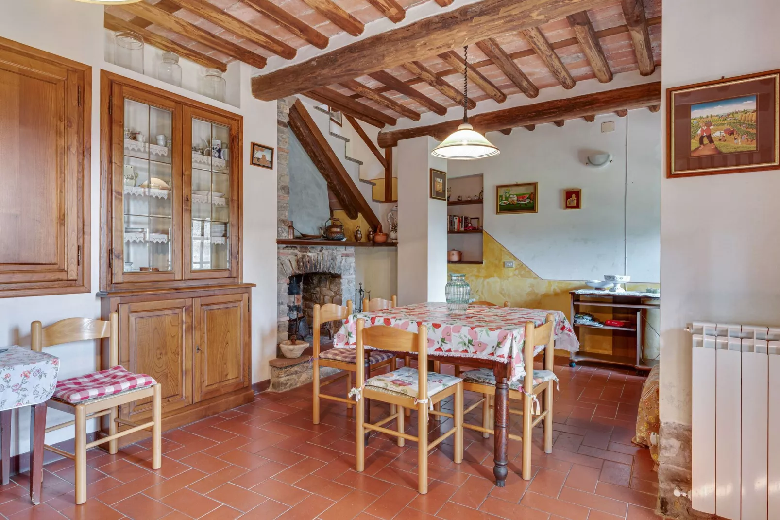 Camelia-Dining room