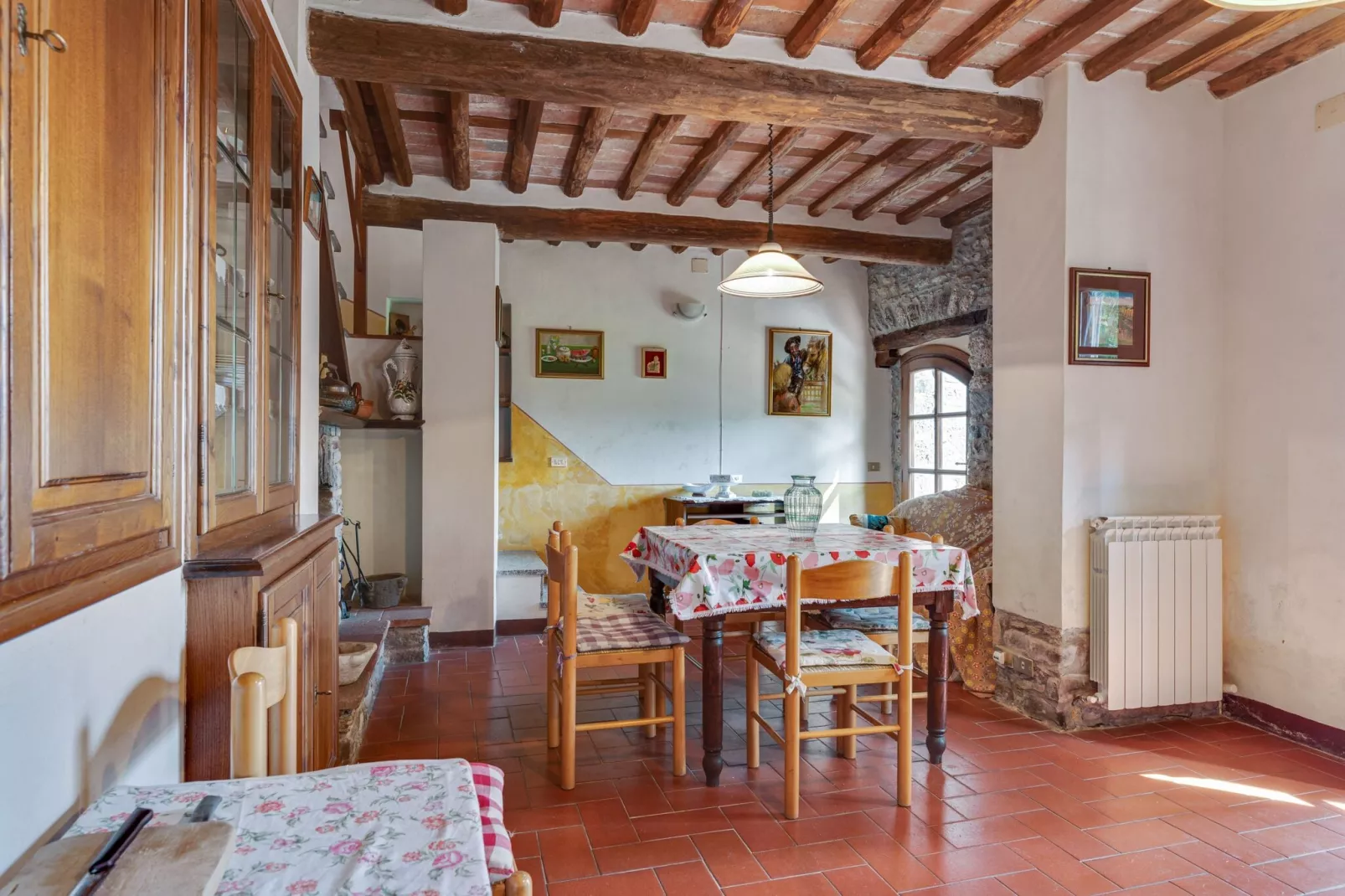 Camelia-Dining room