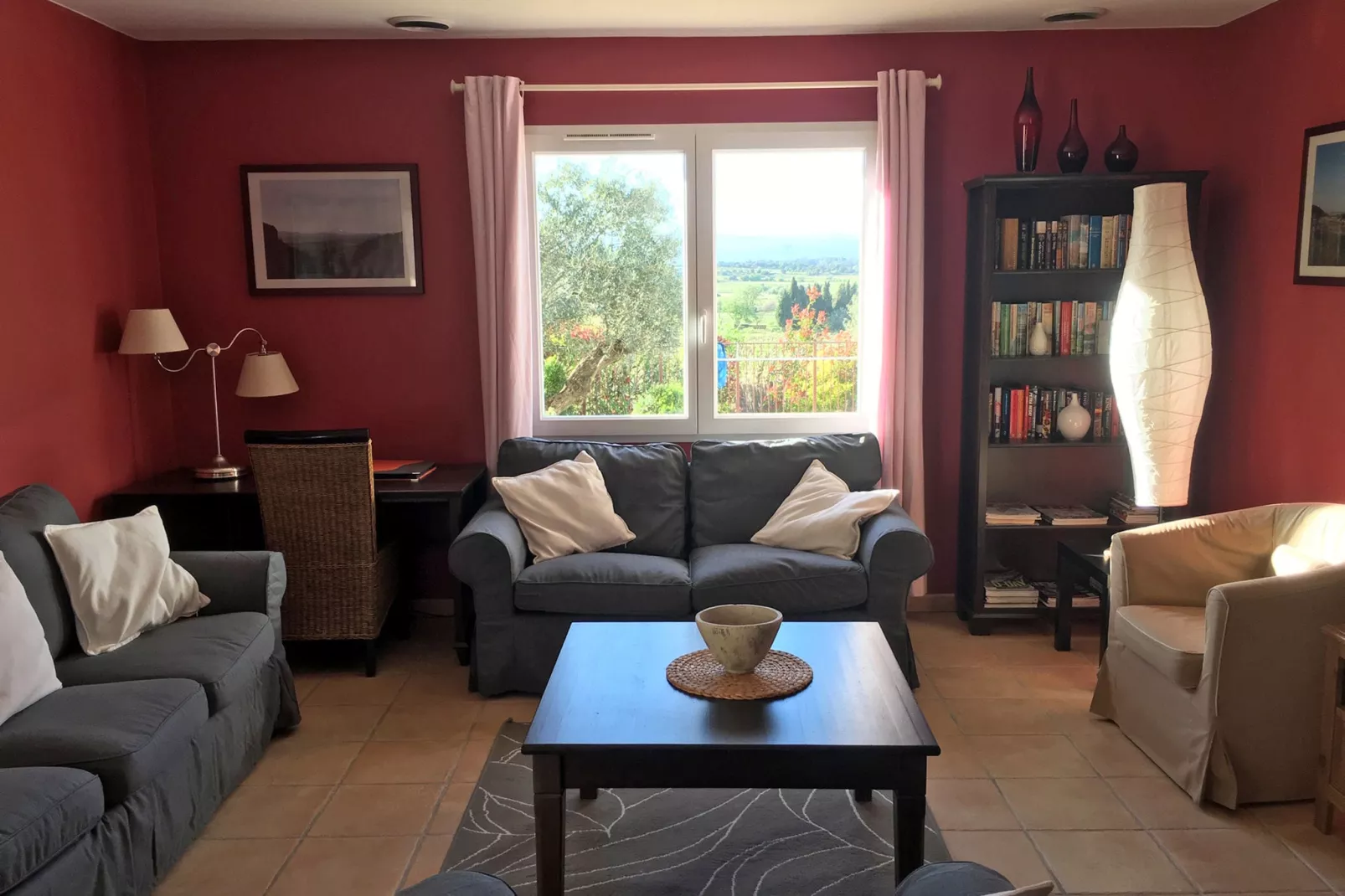 Villa le Syrah-Living room