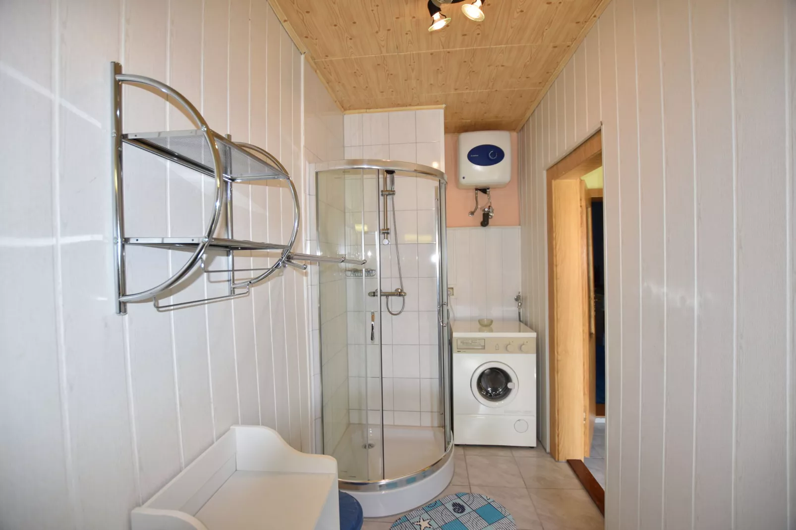 Teßmannsdorf am Salzhaff-Bathroom